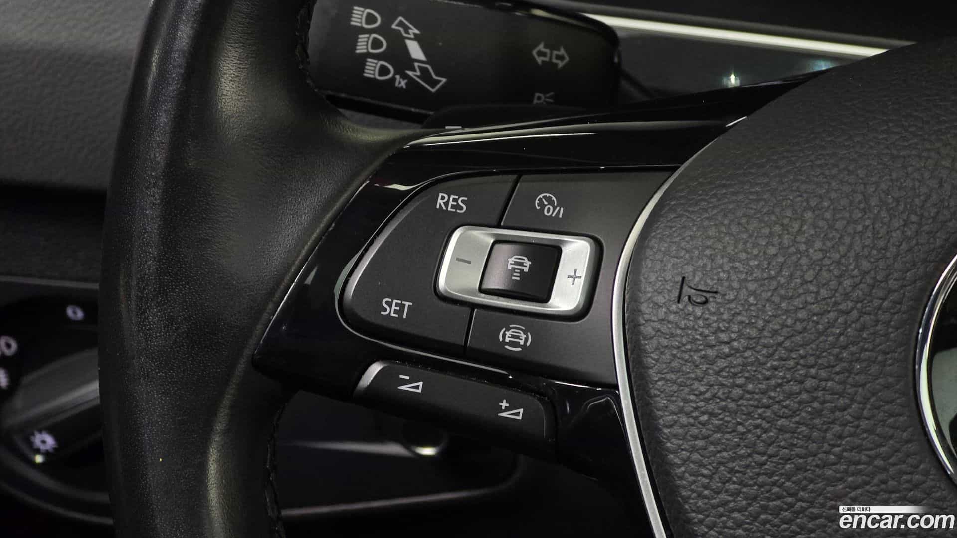 Tiguan Volkswagen 2020.7-OPTION-022