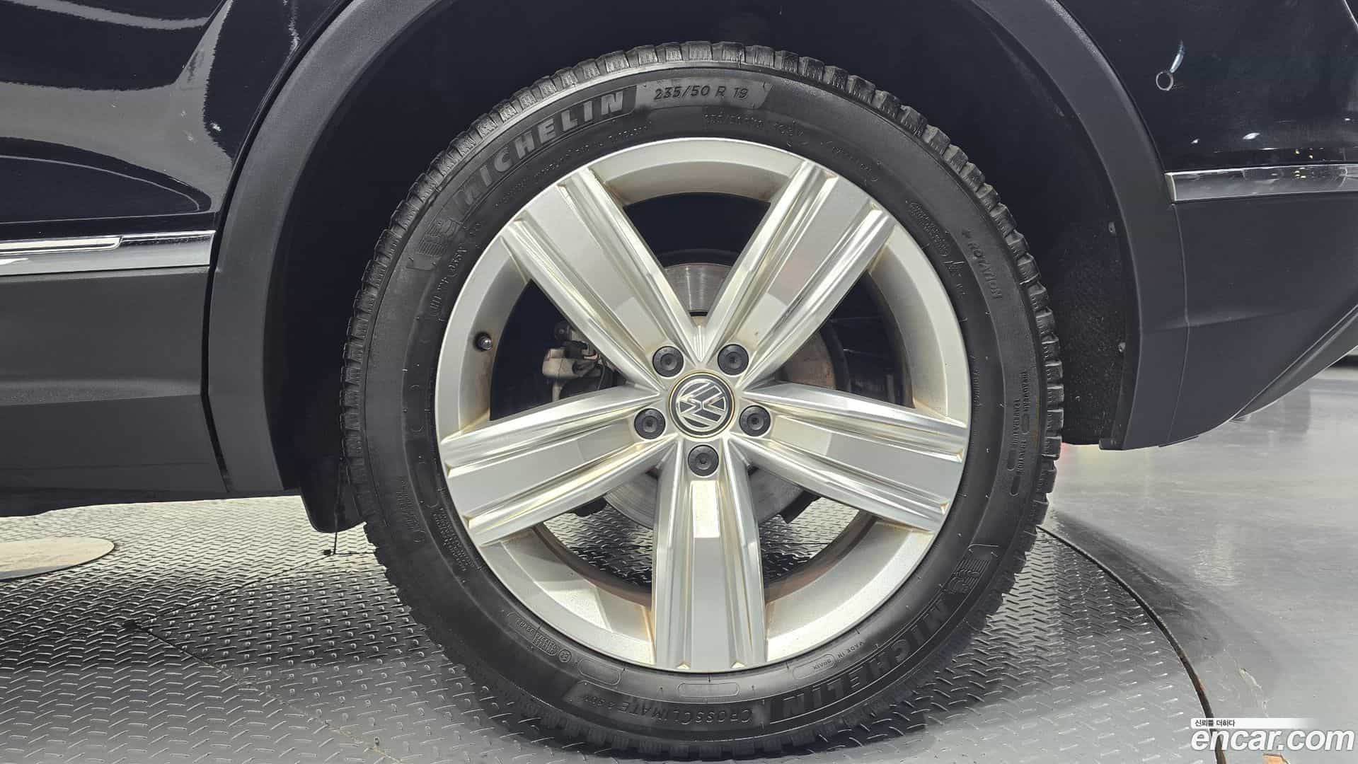 Tiguan Volkswagen 2020.7-OUTER-031