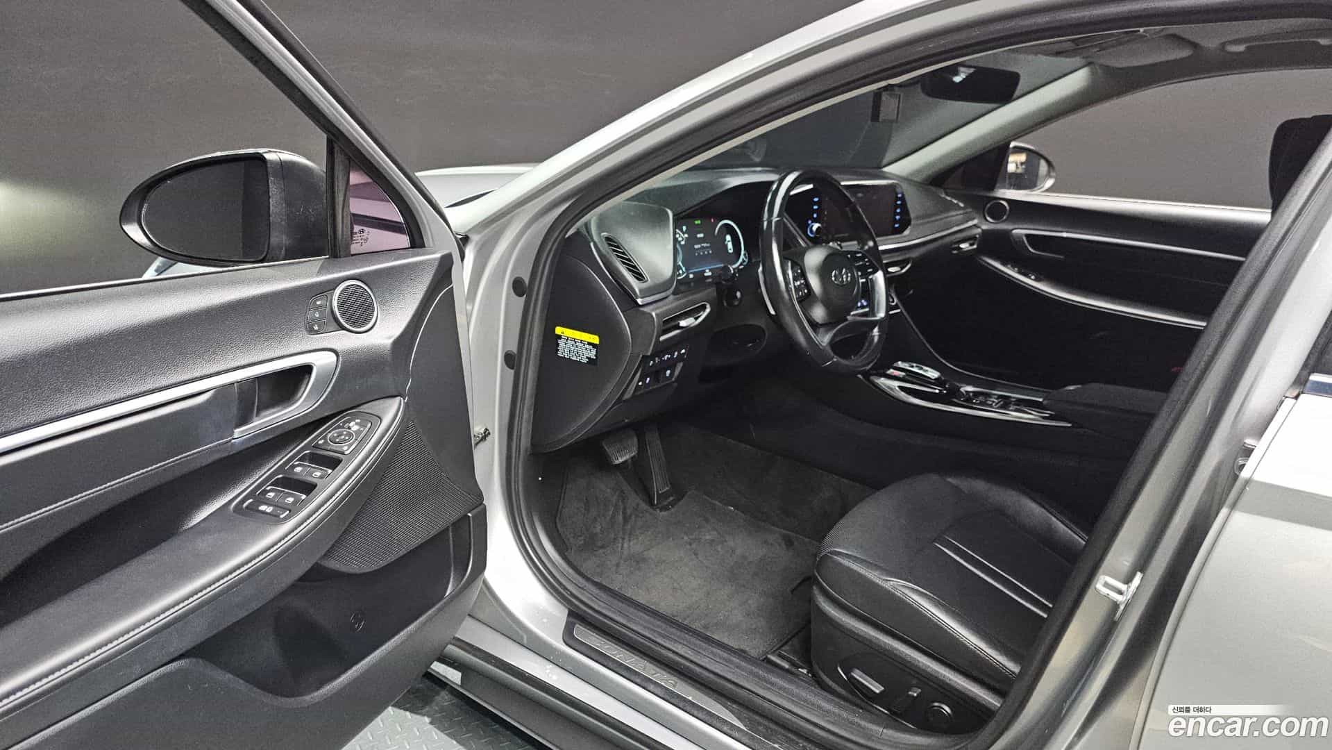 Sonata Hyundai 2019.4-INNER-010