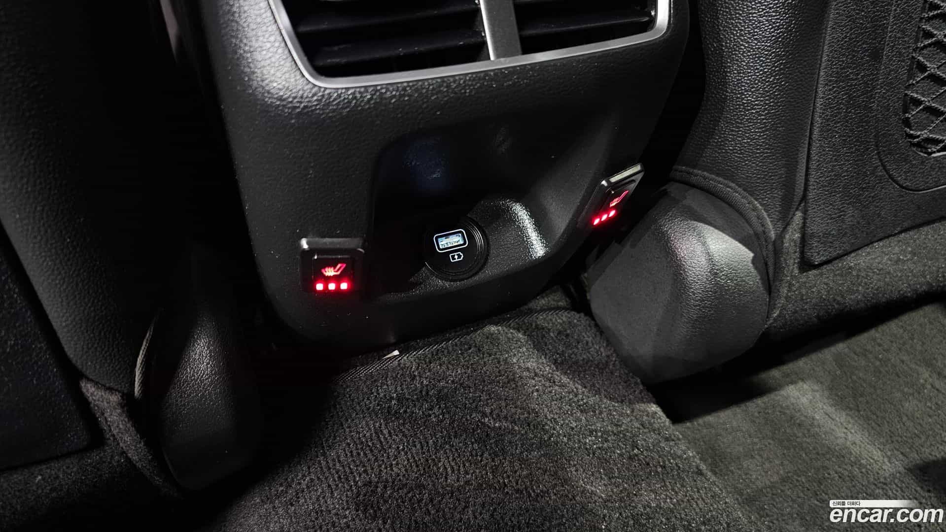 Sonata Hyundai 2019.4-OPTION-023