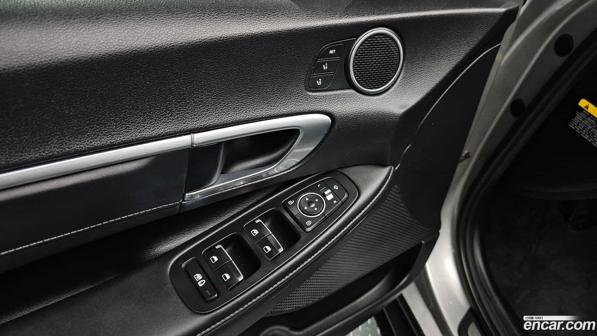 Sonata Hyundai 2019.4-OPTION-024