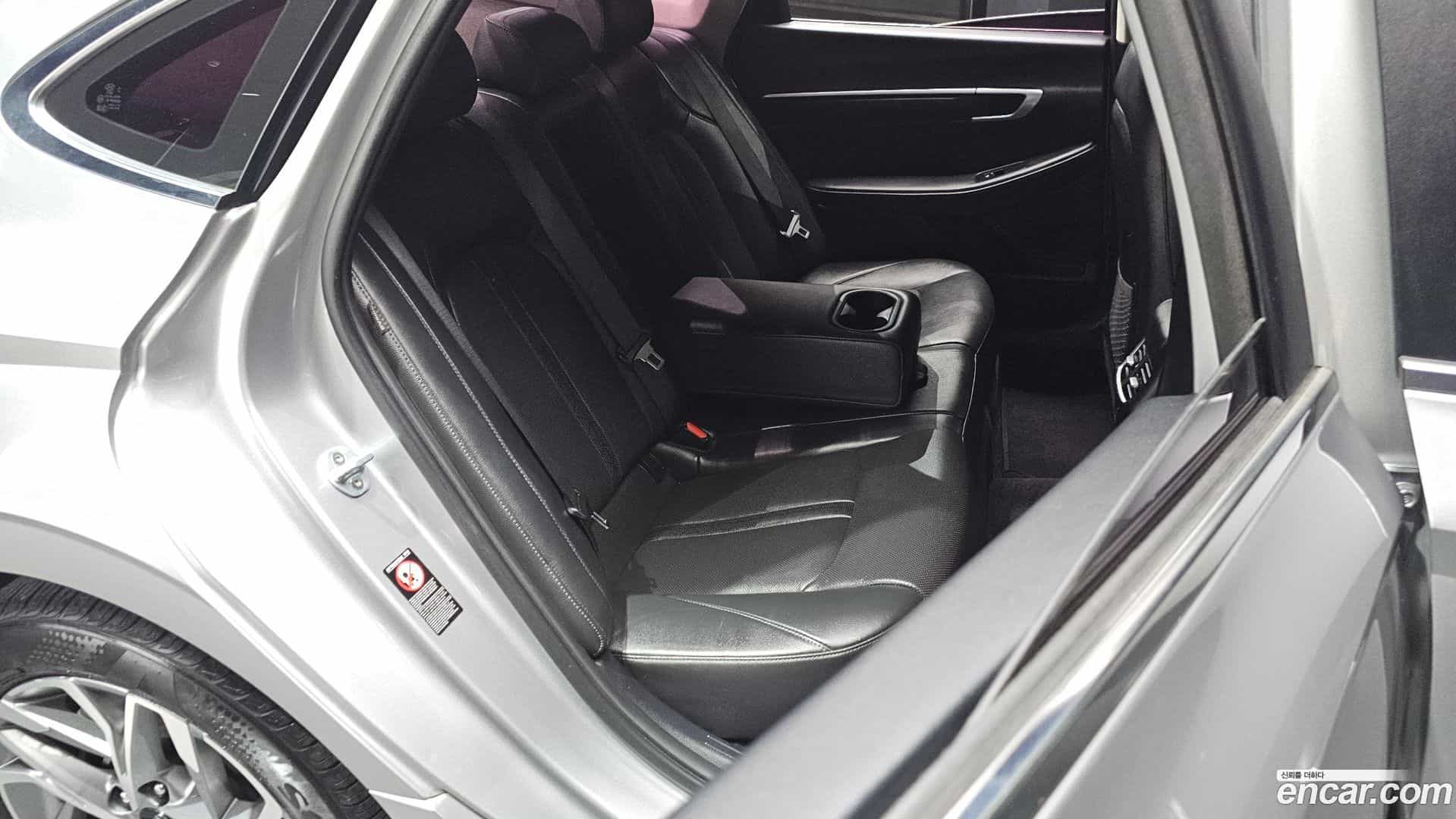 Sonata Hyundai 2019.4-INNER-036