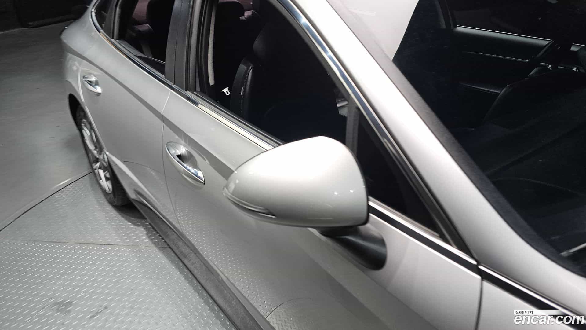 Sonata Hyundai 2019.4-OPTION-044