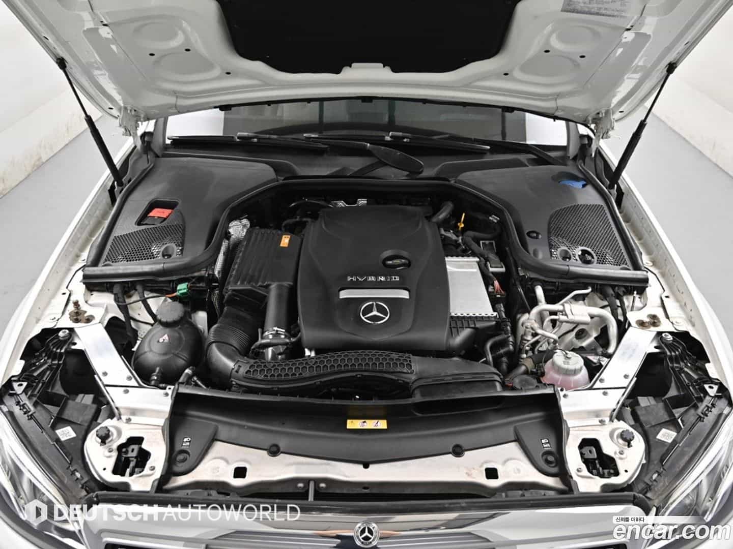 E-Class Mercedes-Benz 2020.8-OUTER-006