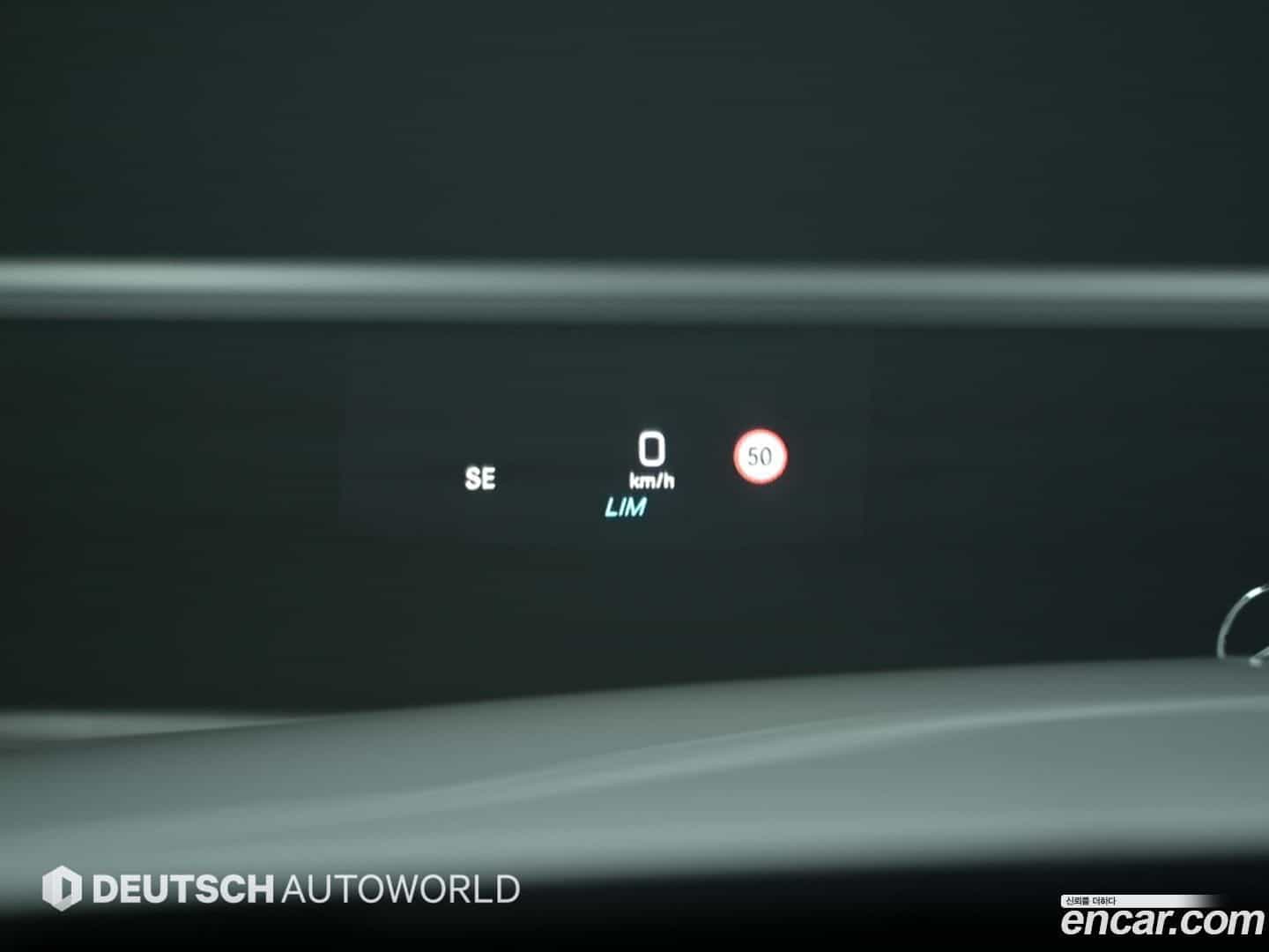 E-Class Mercedes-Benz 2020.8-OPTION-021