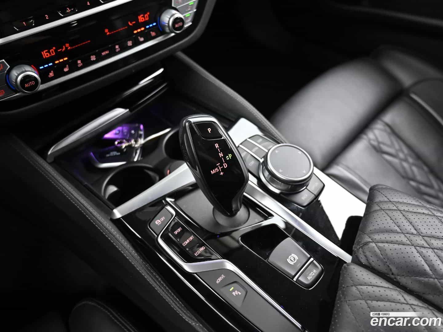 5-Series BMW 2020.7-INNER-009