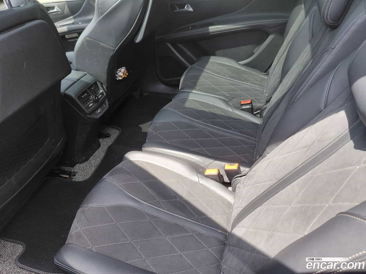 5008 Peugeot 2019.11-INNER-008