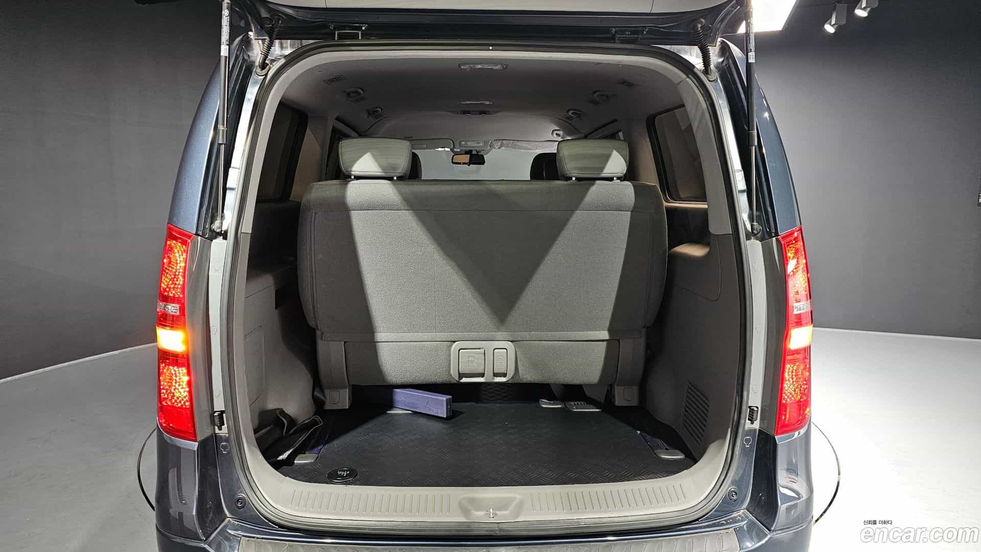 Starex Hyundai 2018.5-OPTION-024