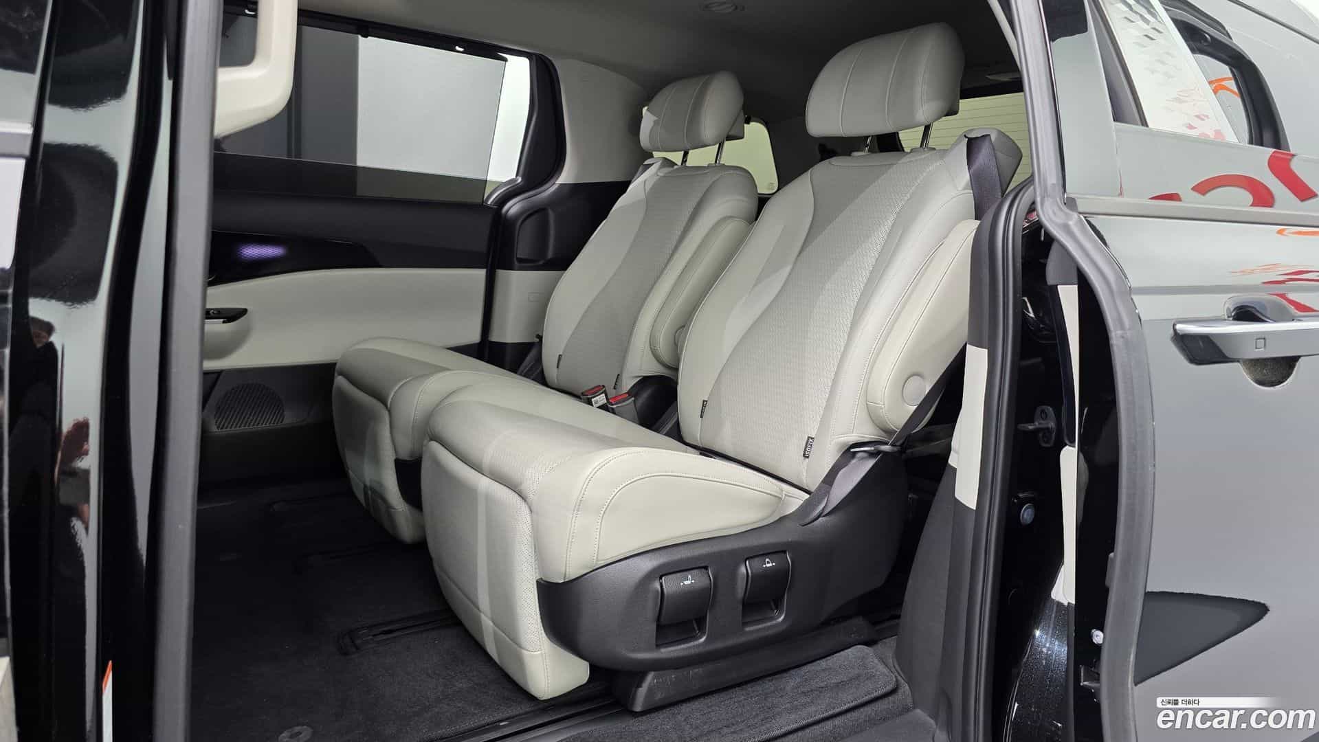 Canival Kia 2023.2-OPTION-016