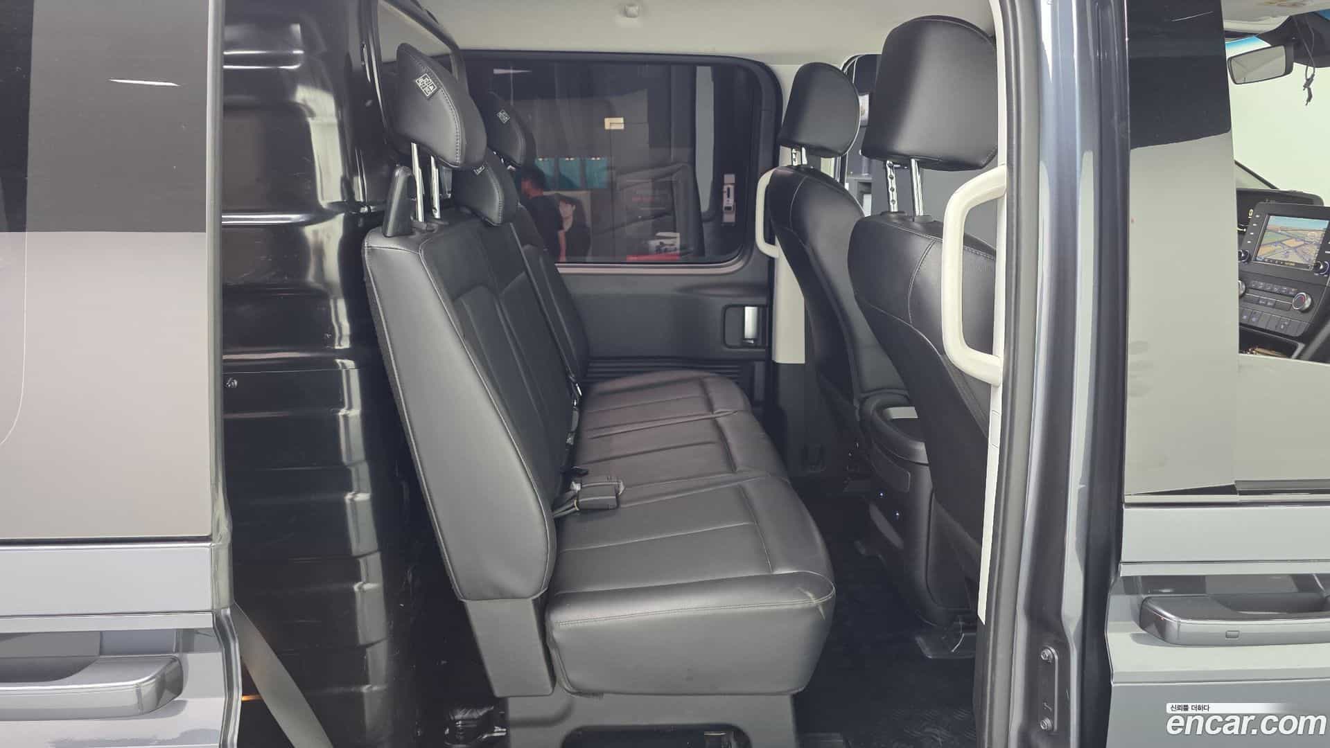Staria Hyundai 2023.0-INNER-036