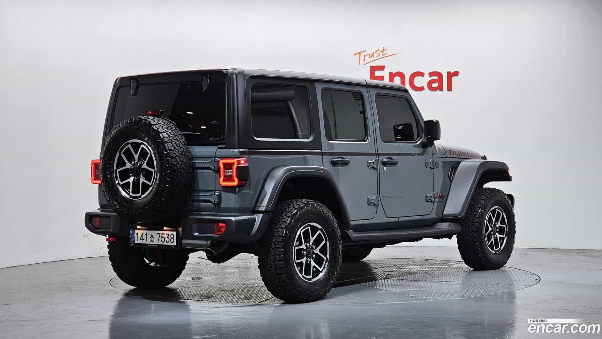 Wrangler Jeep 2024.7-OUTER-002