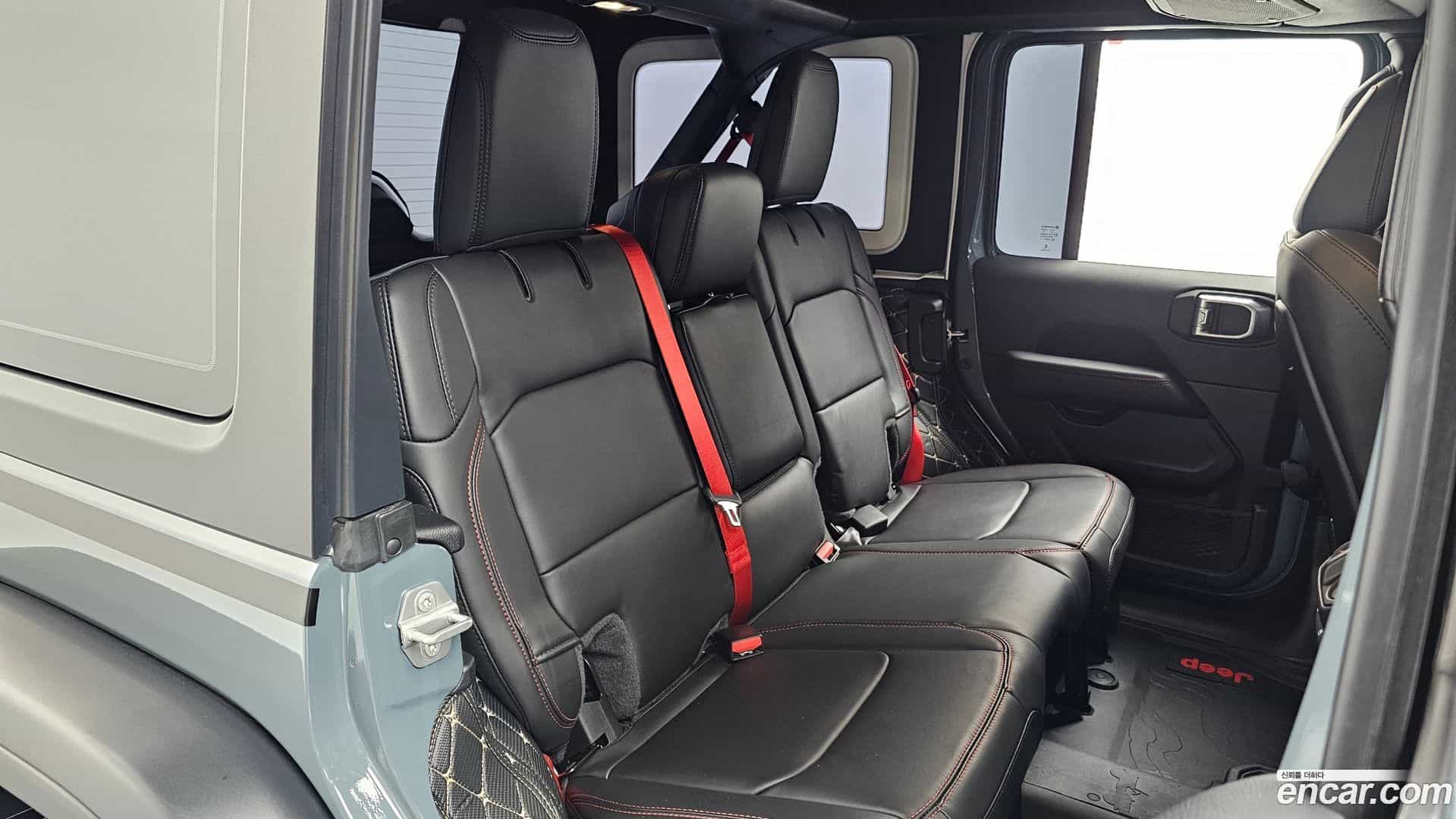 Wrangler Jeep 2024.7-OPTION-016