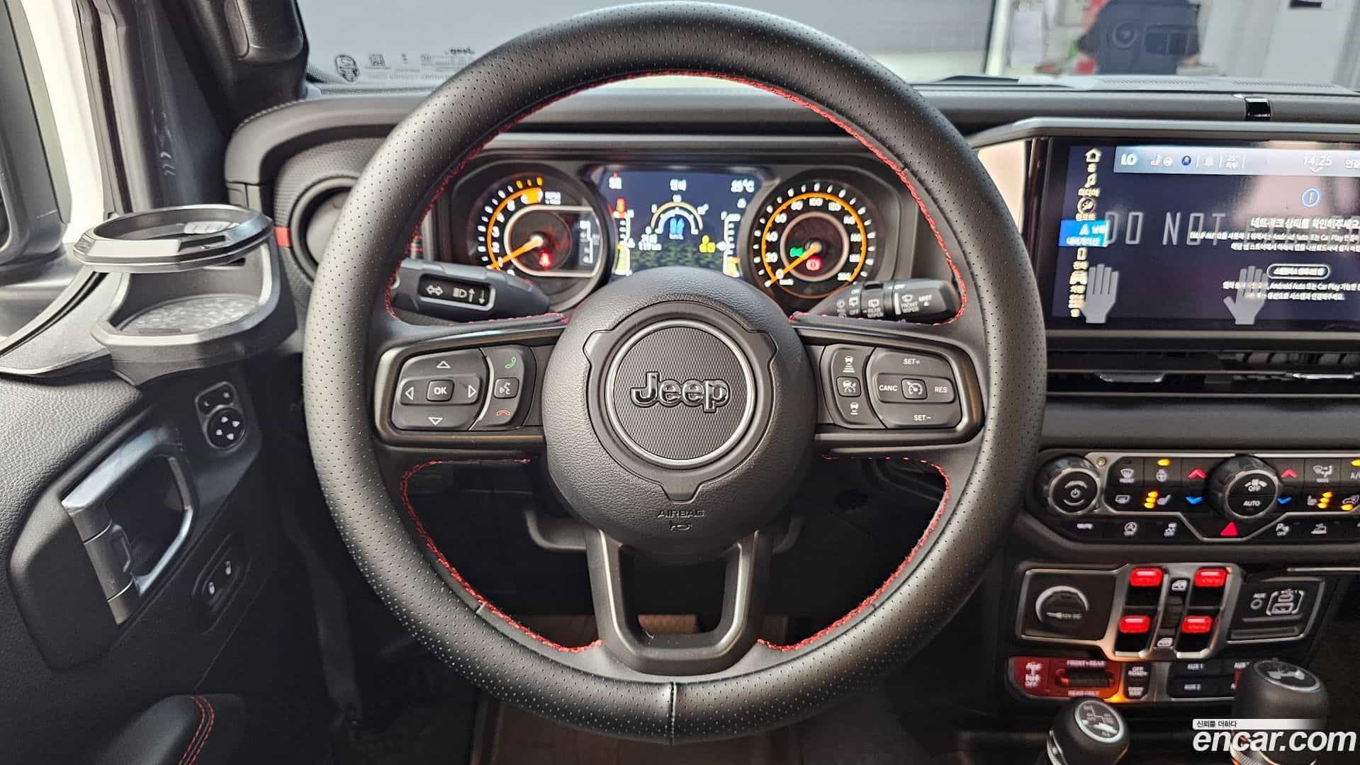 Wrangler Jeep 2024.7-OPTION-018