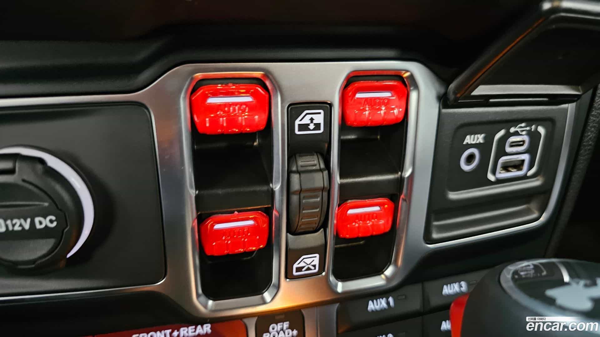 Wrangler Jeep 2024.7-OPTION-043