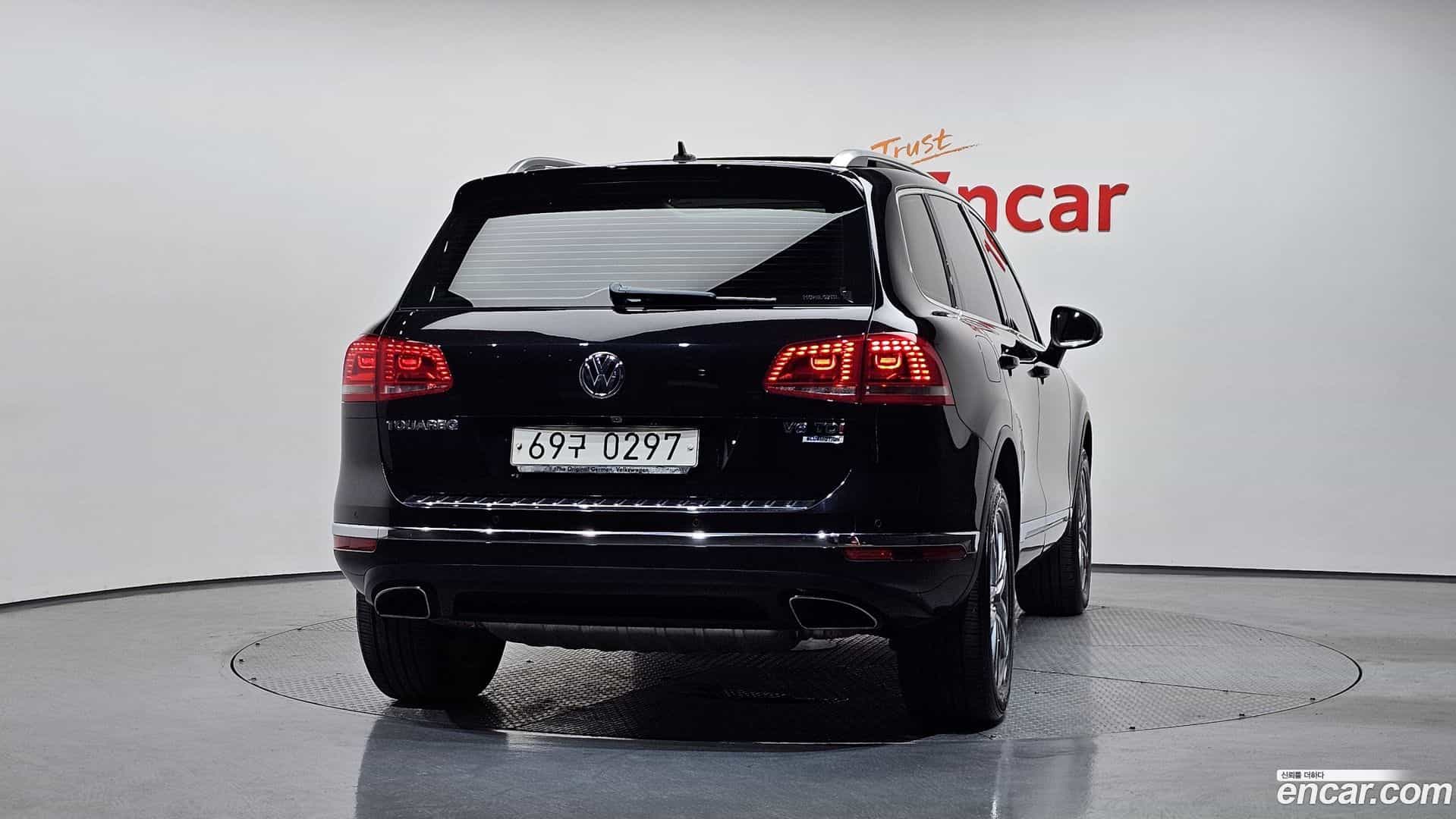 Touareg Volkswagen 2016.8-OUTER-004