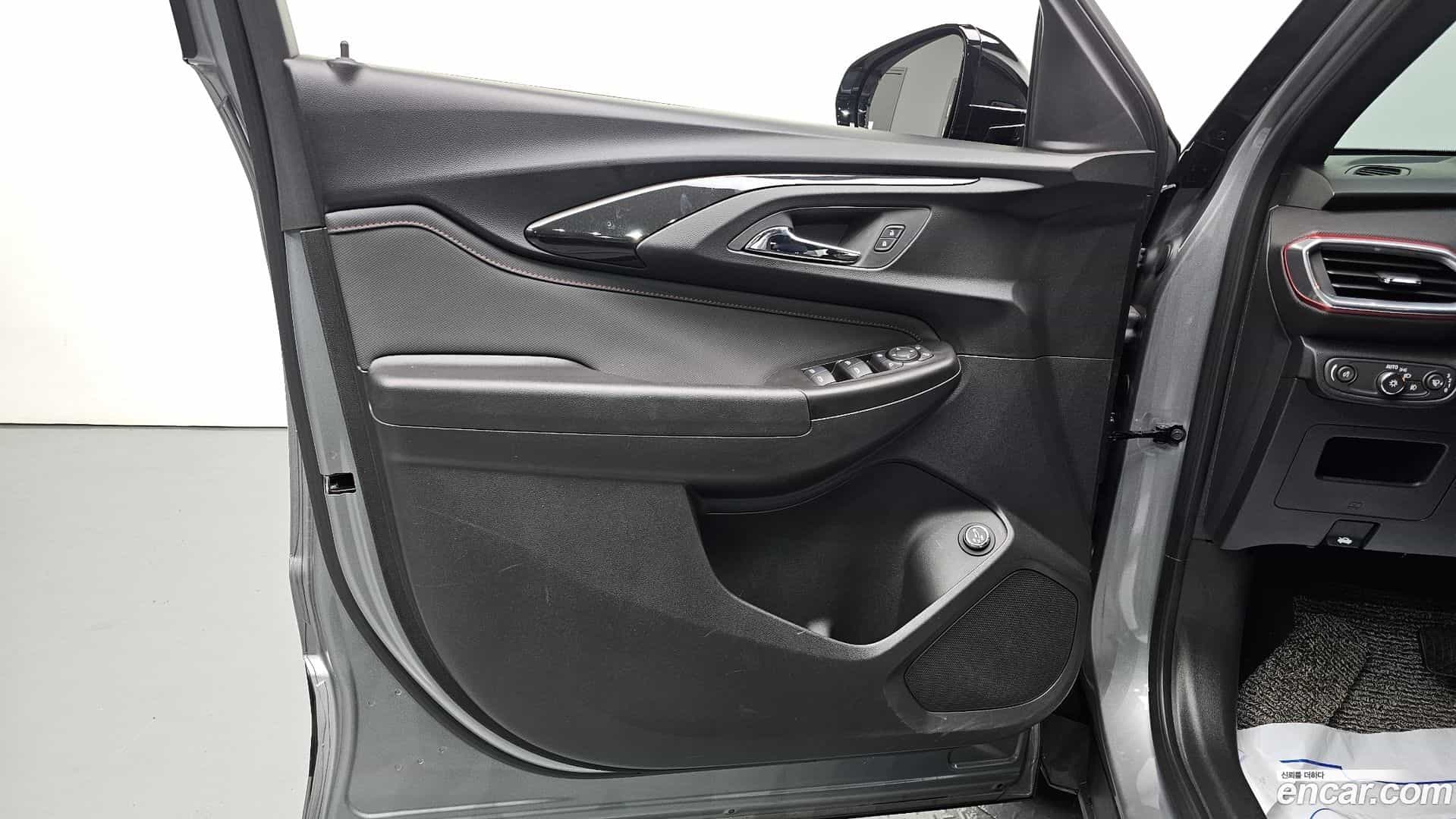 Trailblazer Chevrolet 2023.5-INNER-034