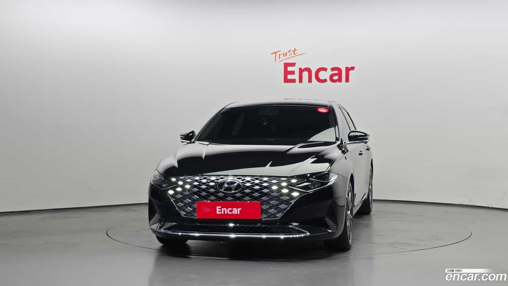Grandeur Hyundai 2019.11-OUTER-003