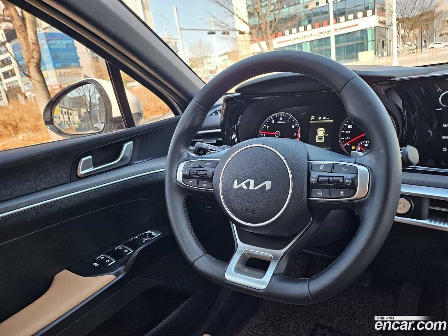 K5 Kia 2023.1-OPTION-024