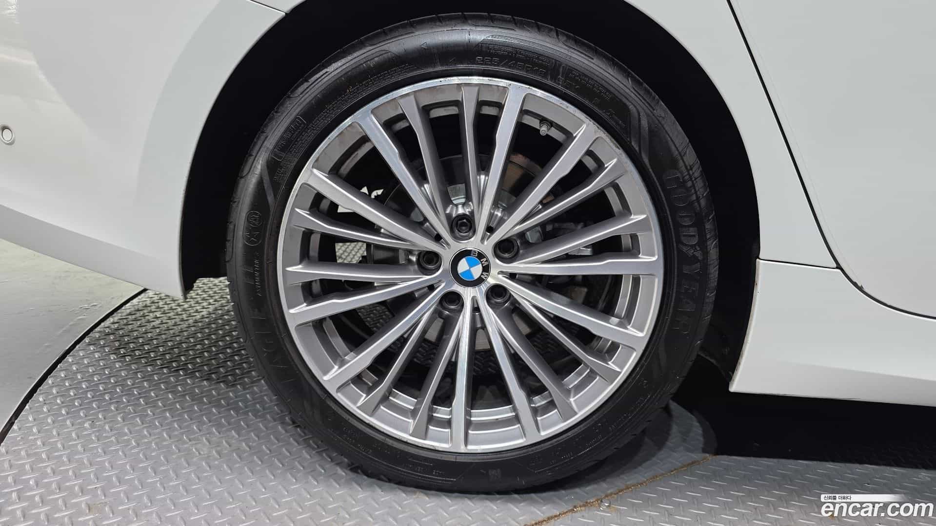 3-Series BMW 2021.11-OUTER-005
