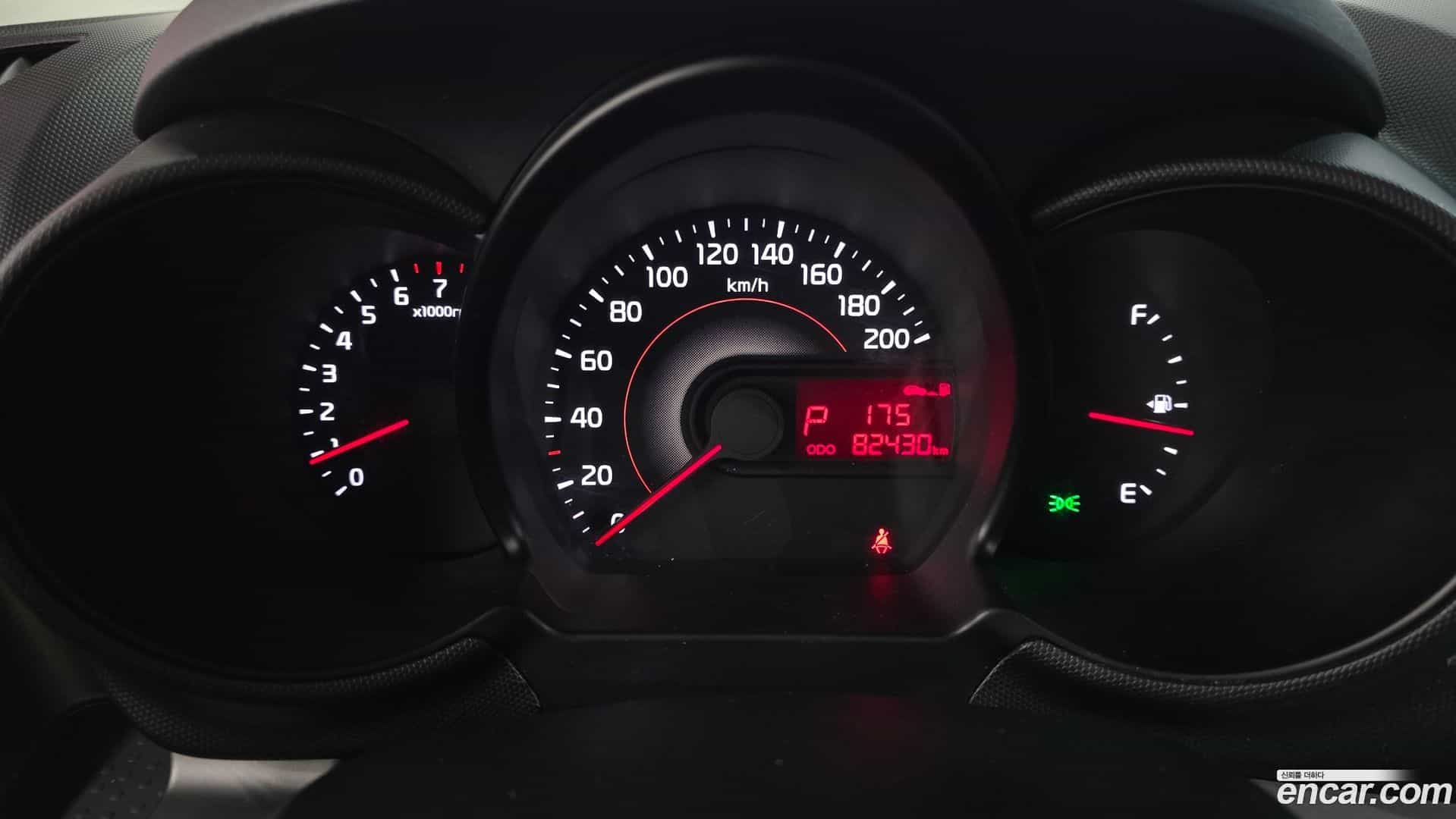 RAY Kia 2018.1-INNER-008