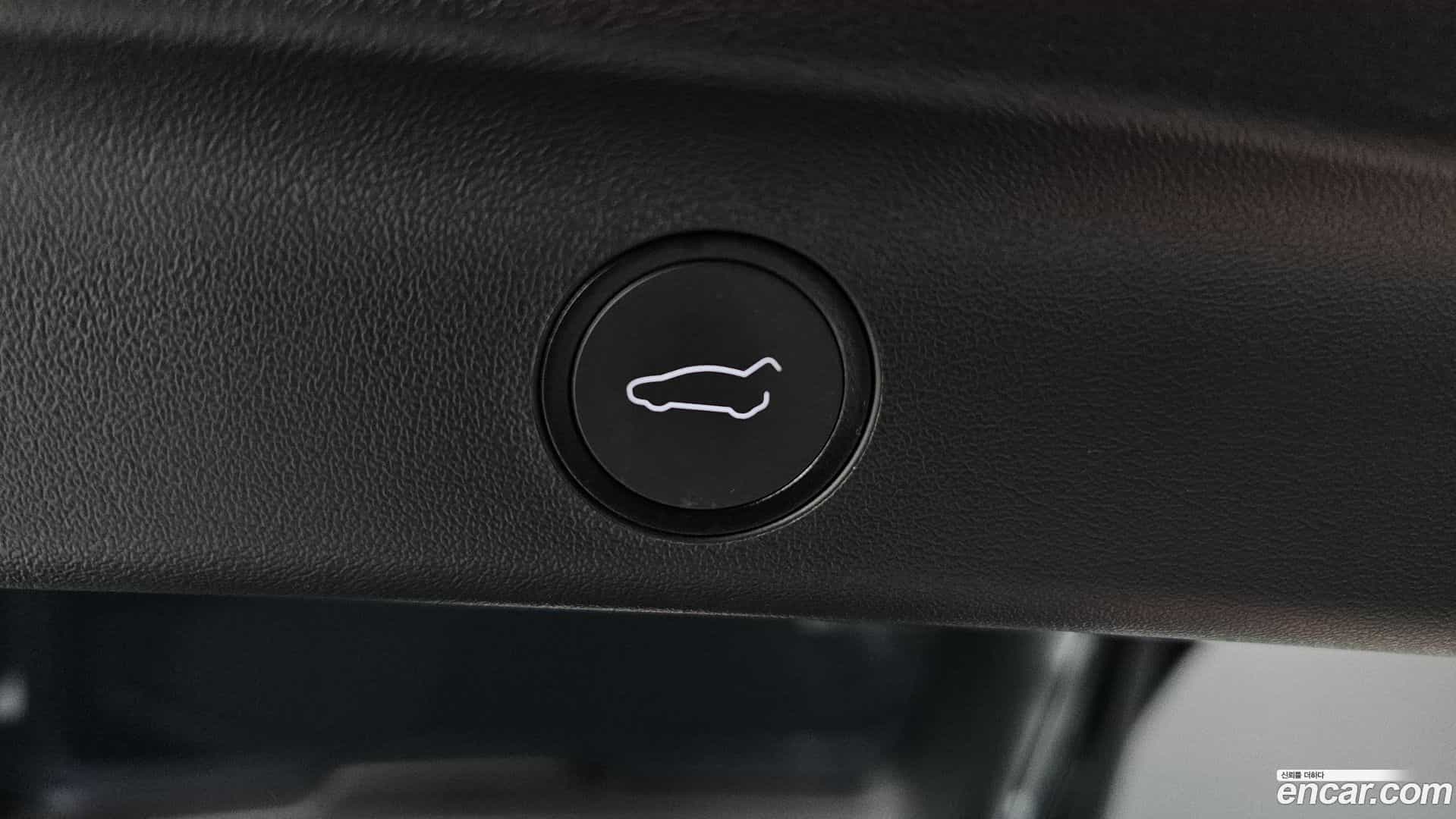 Model Y Tesla 2024.10-OPTION-045