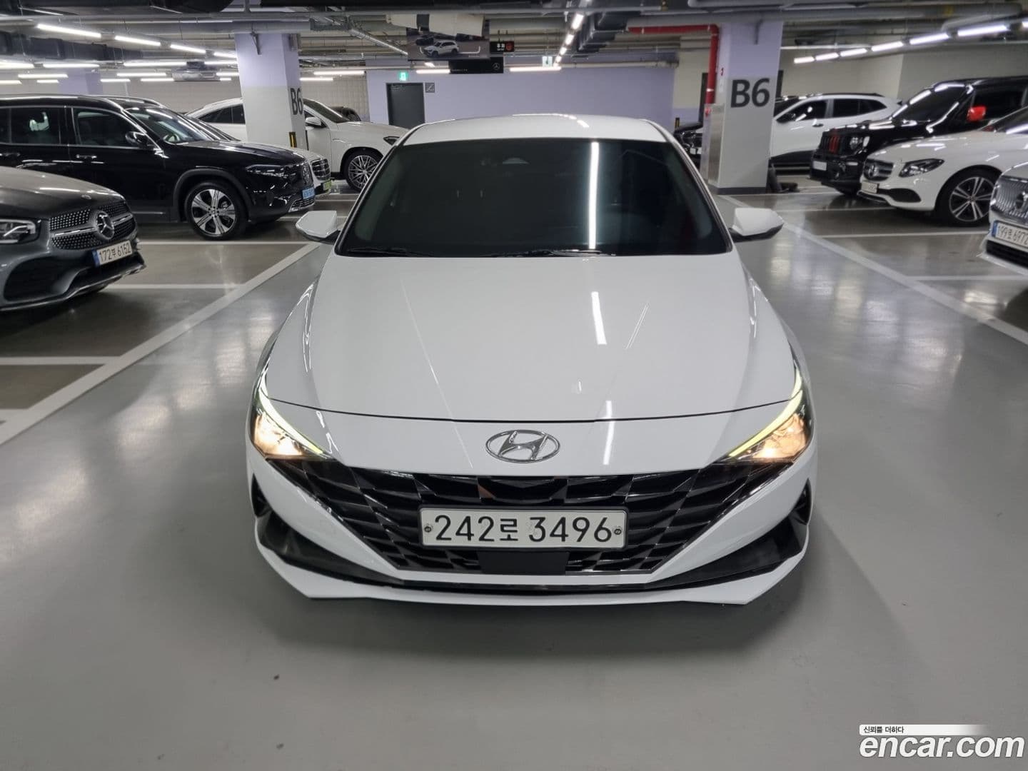 Main__Slider__Photo:AVANTE Hyundai 2020.4-0