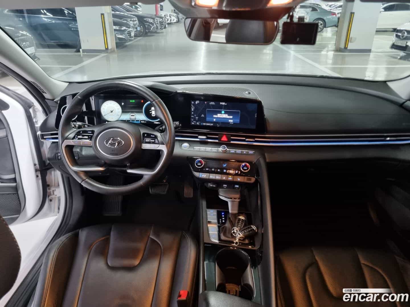 AVANTE Hyundai 2020.4-INNER-007