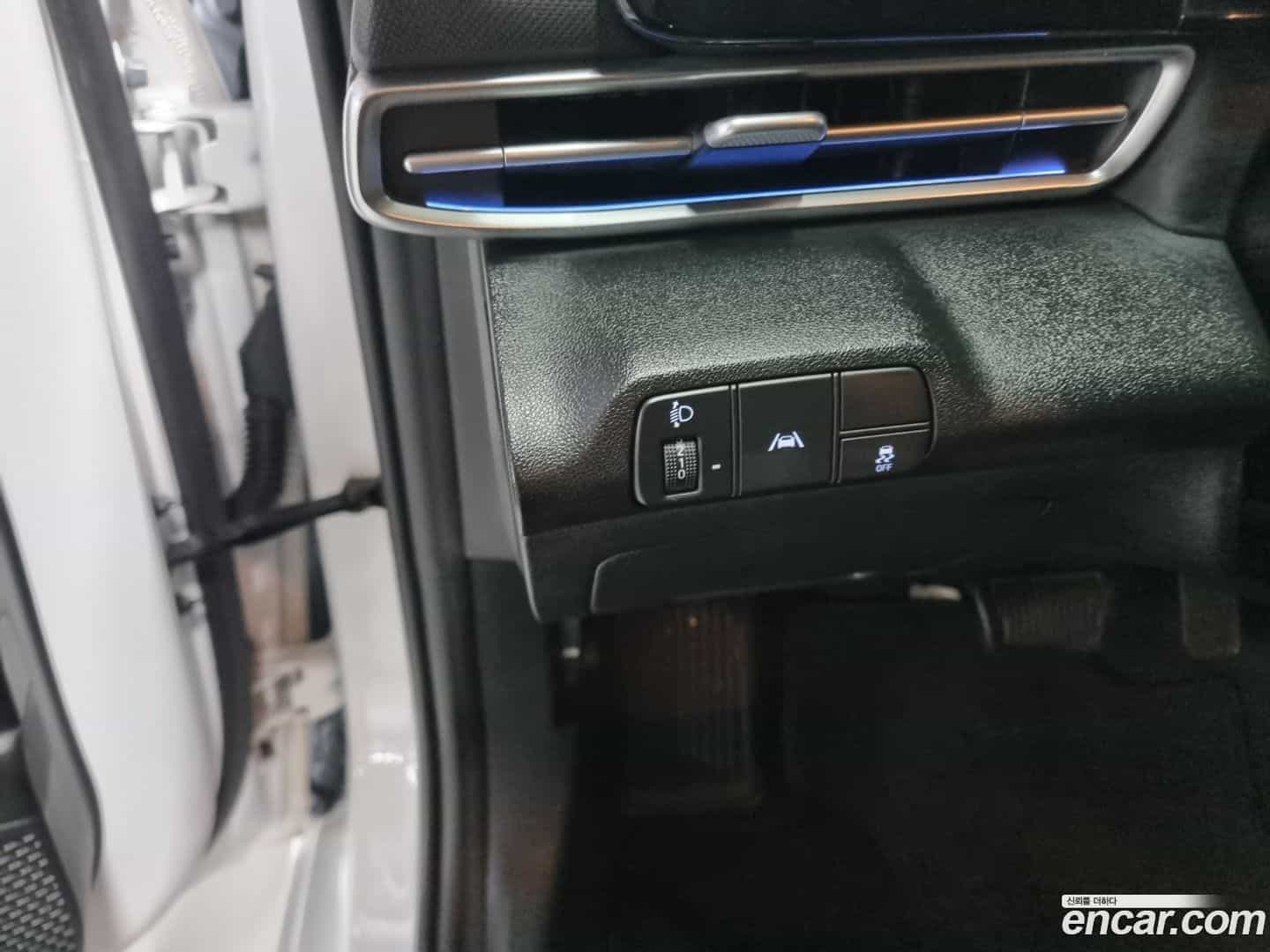 AVANTE Hyundai 2020.4-OPTION-015