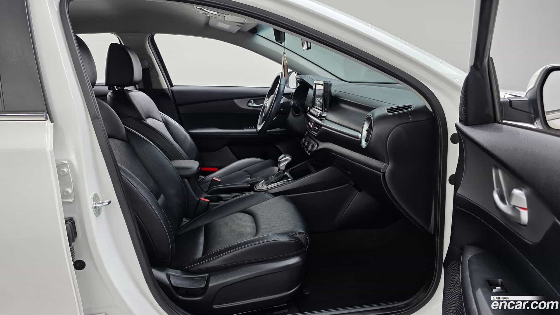 K3 Kia 2019.2-INNER-036