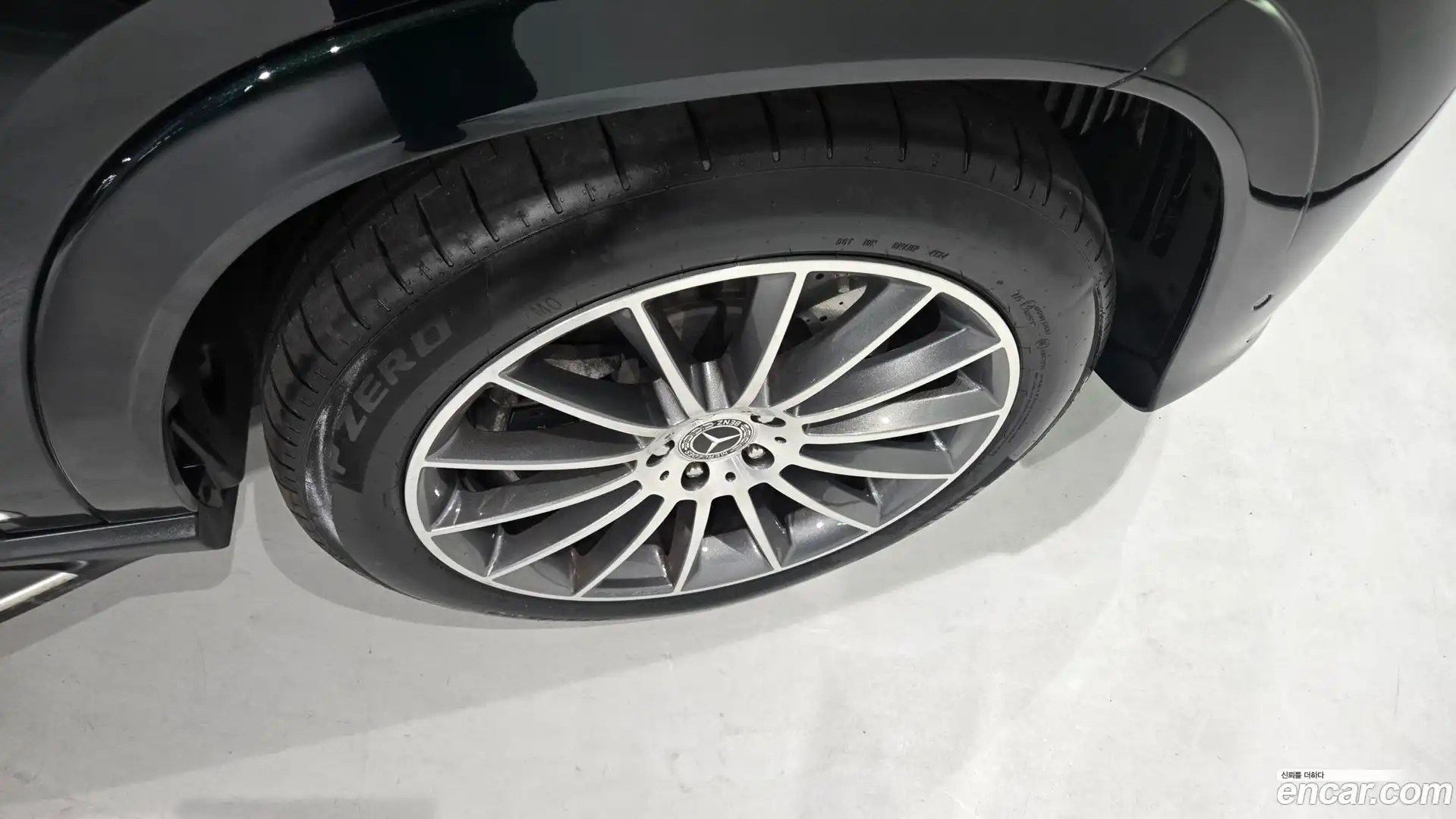 GLE-Class Mercedes-Benz 2025.5-OUTER-005