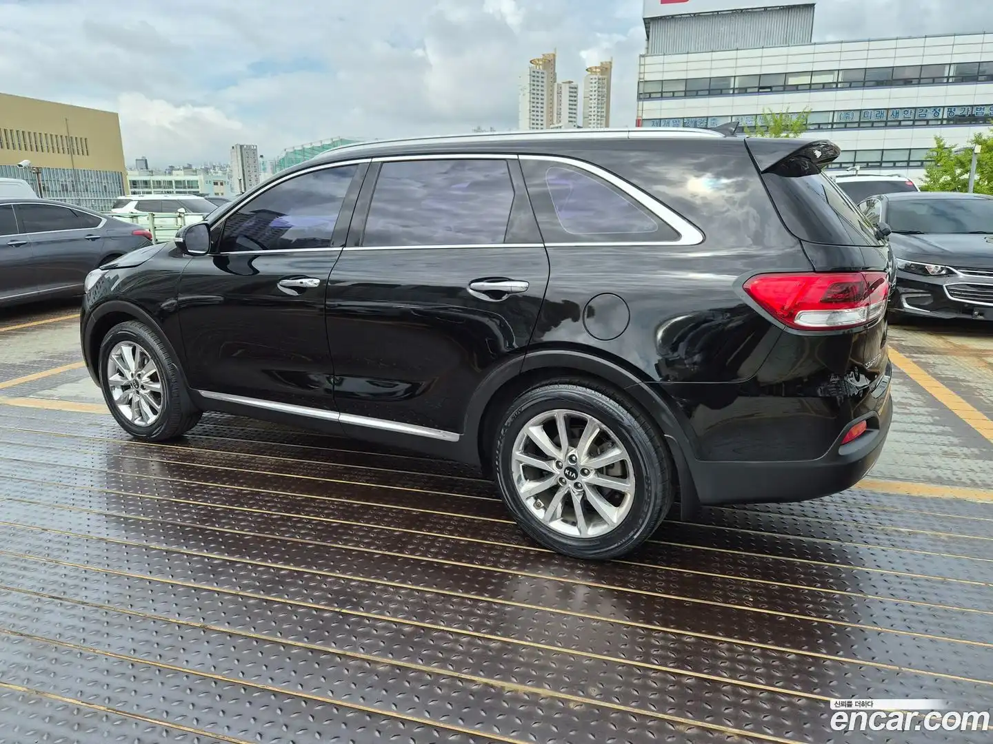 Sorento Kia 2015.5-INNER-010