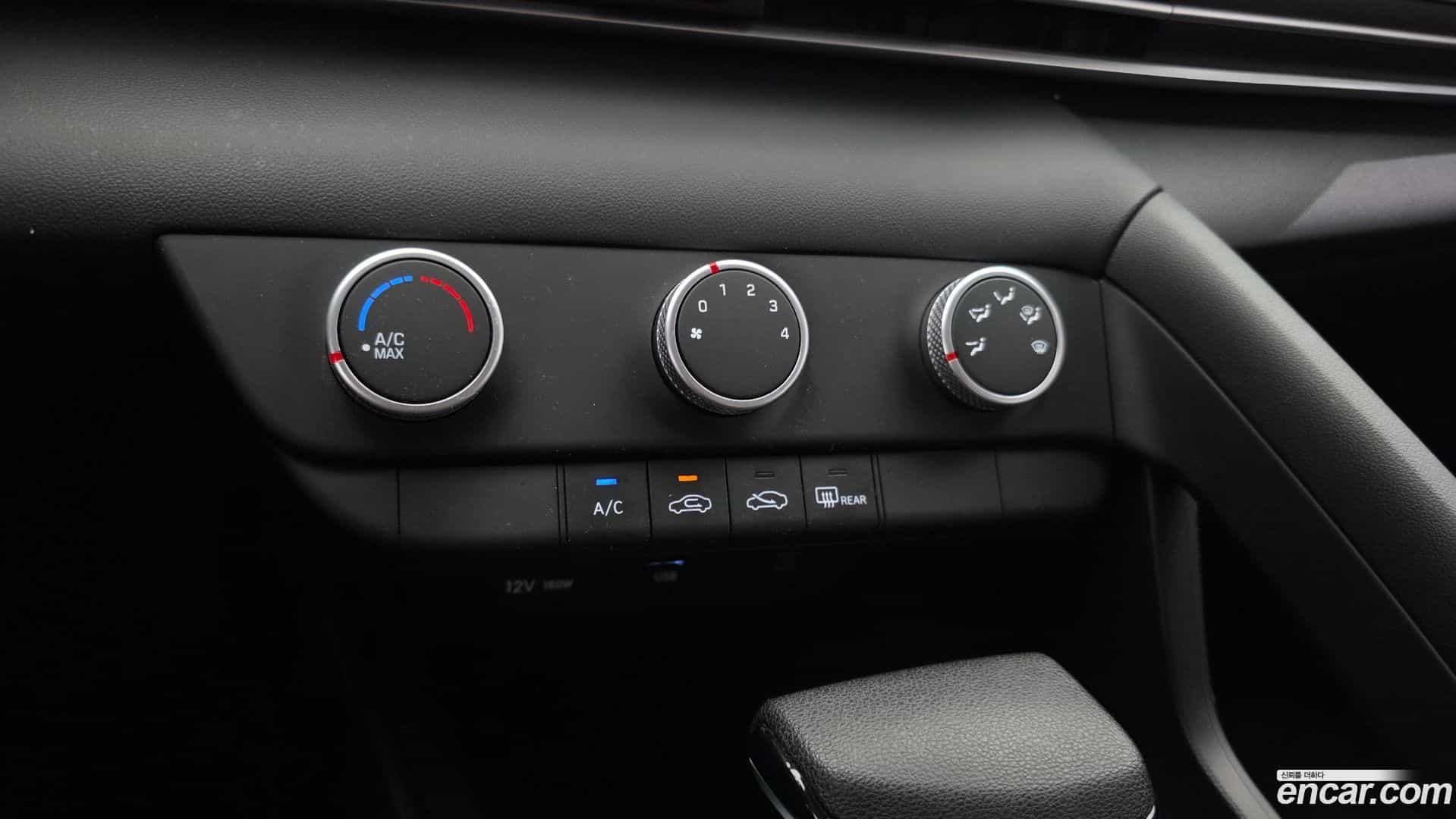 AVANTE Hyundai 2023.4-OPTION-020
