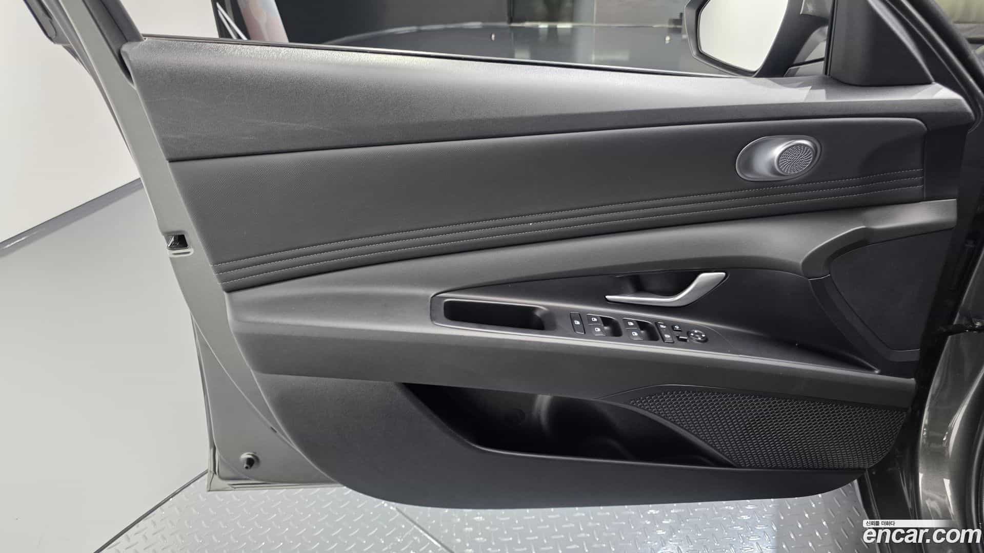 AVANTE Hyundai 2023.4-INNER-034