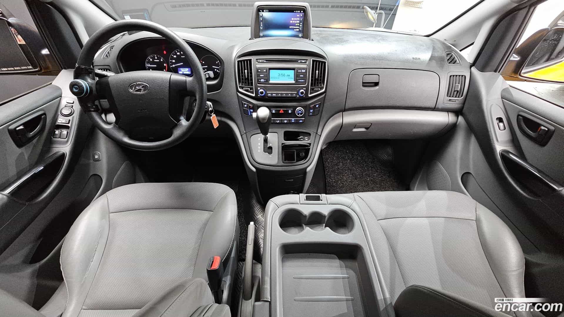 Starex Hyundai 2019.1-INNER-007