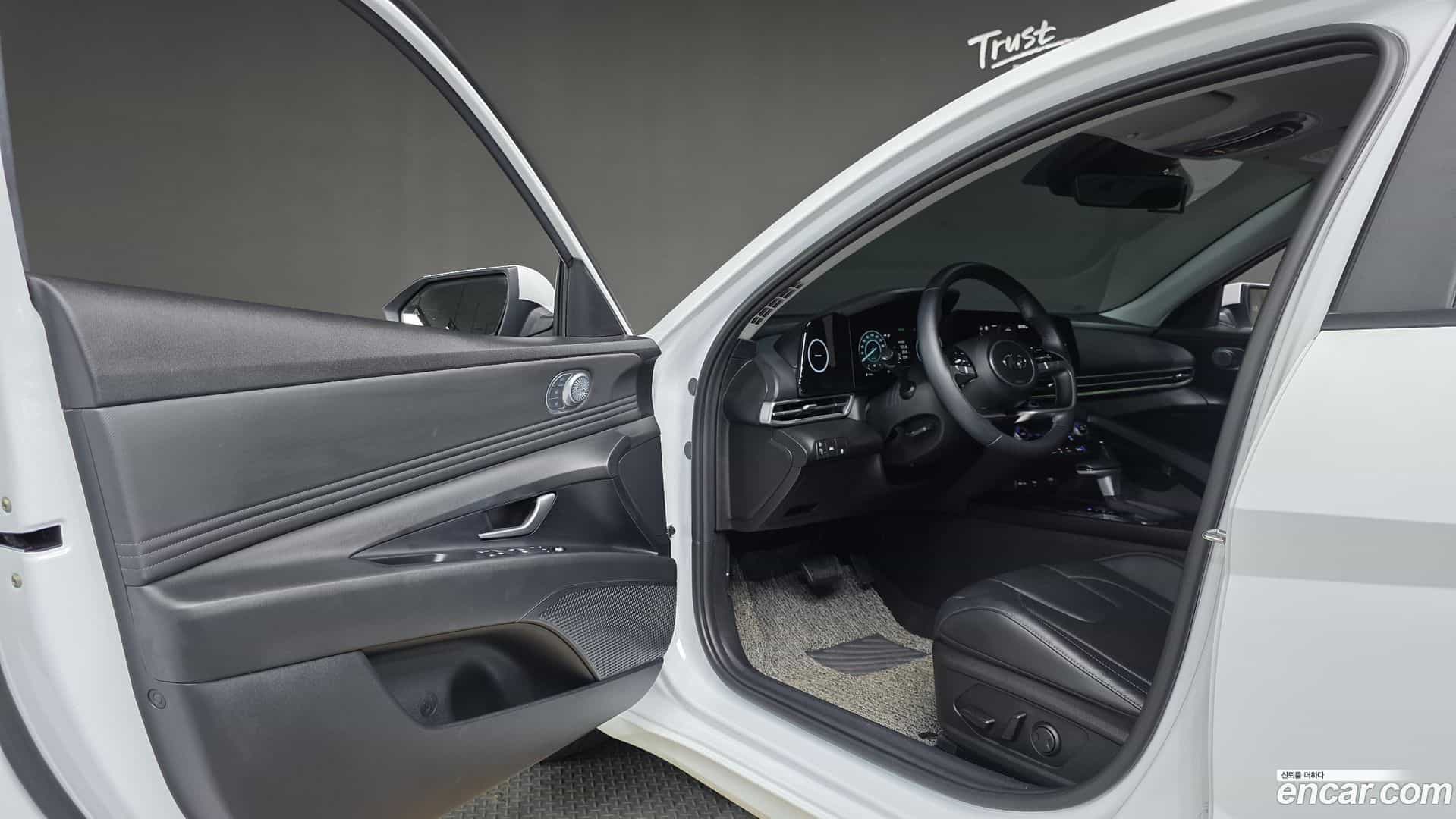AVANTE Hyundai 2022.4-INNER-010