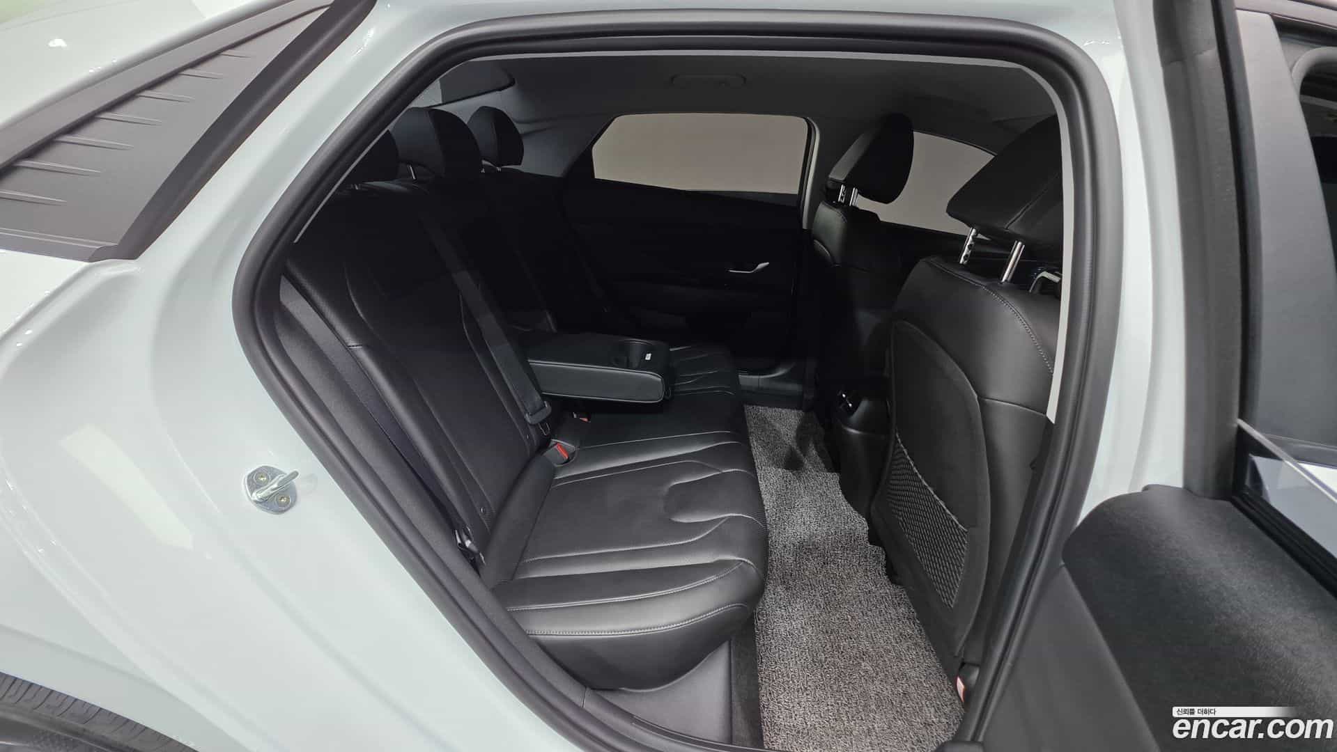 AVANTE Hyundai 2022.4-OPTION-022