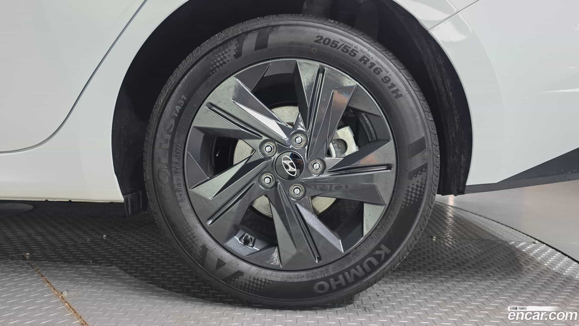 AVANTE Hyundai 2022.4-OUTER-031