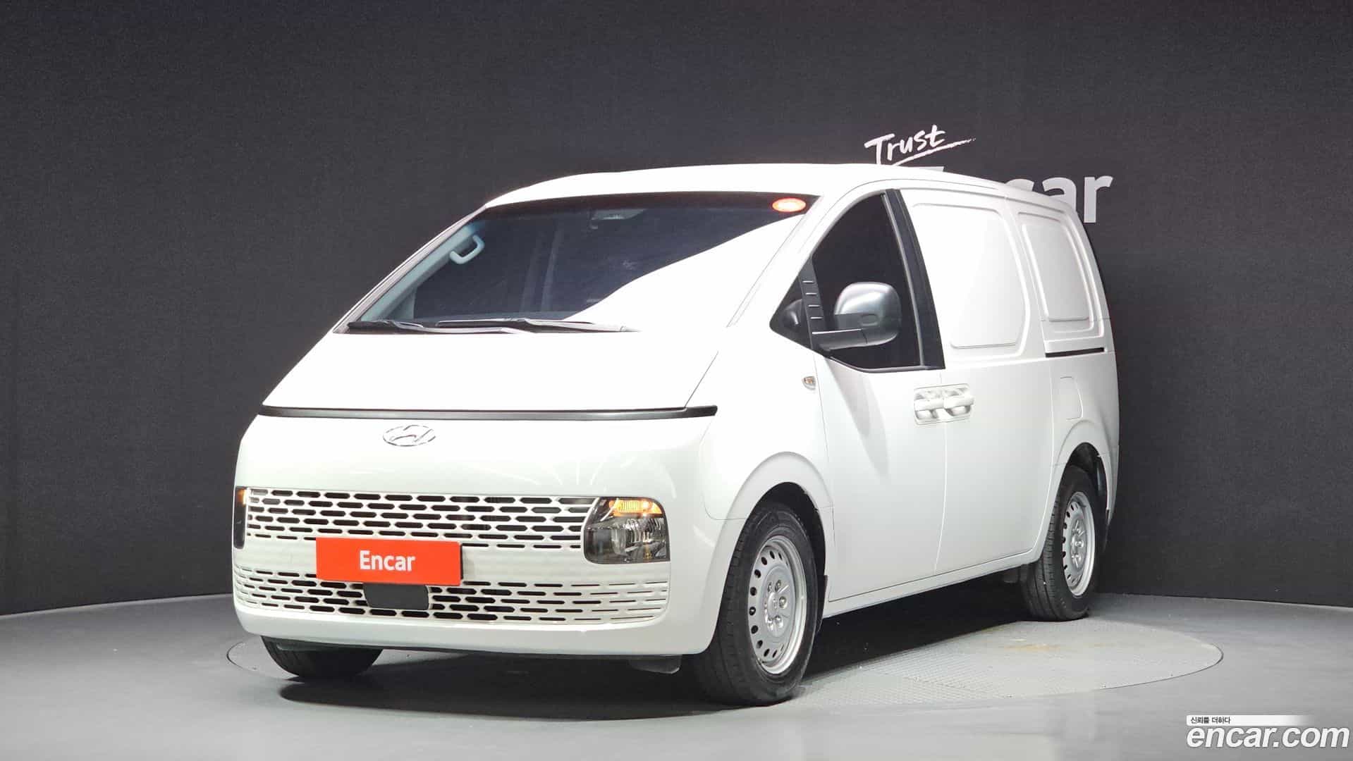 Staria Hyundai 2022.7-OUTER-001