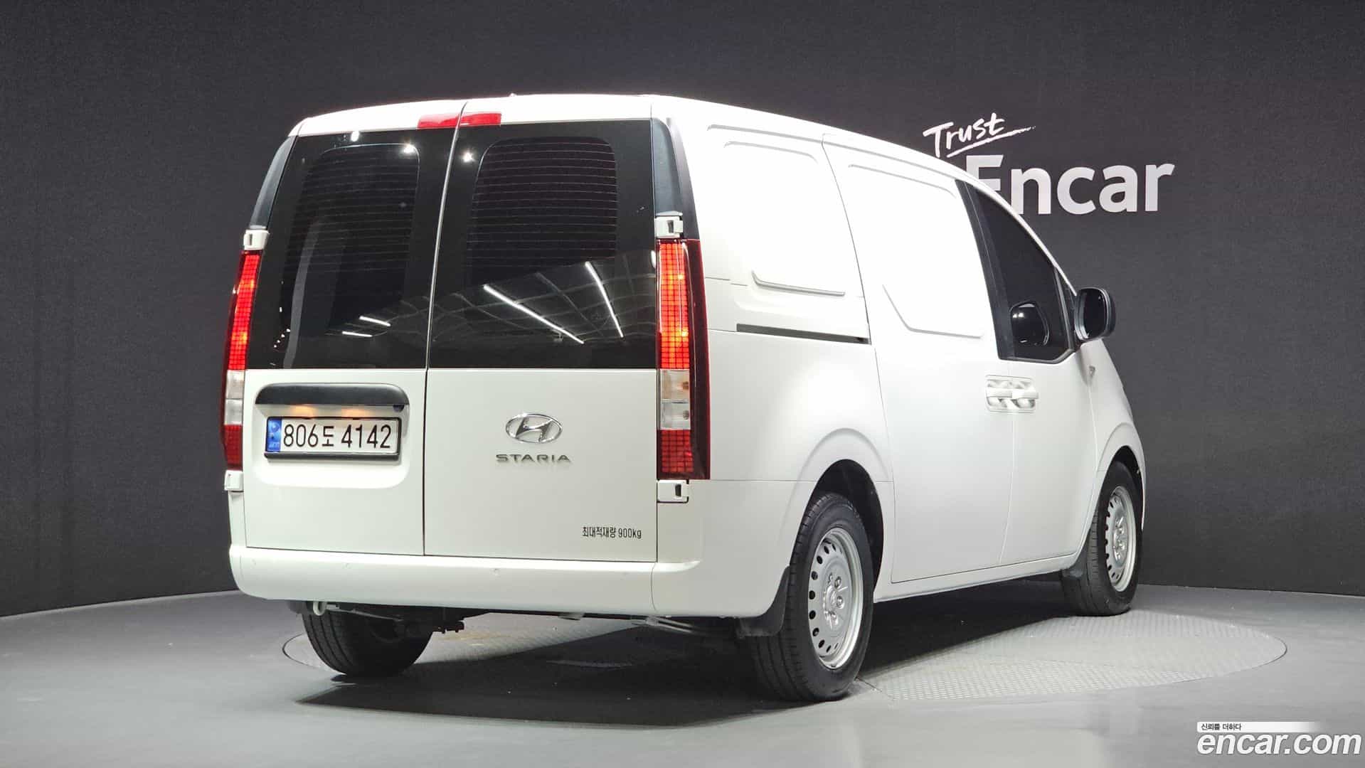 Staria Hyundai 2022.7-OUTER-002