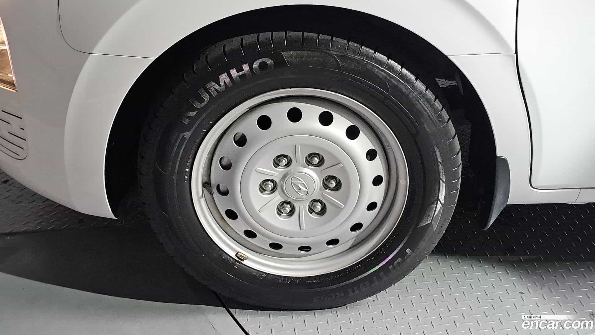 Staria Hyundai 2022.7-OUTER-005