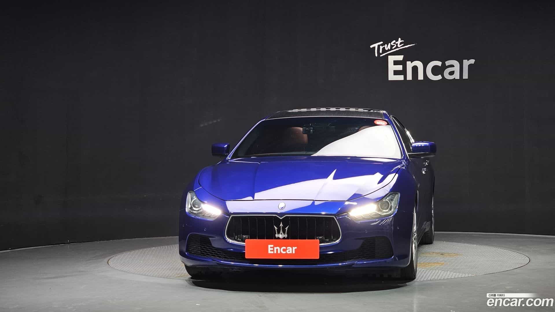 Ghibli Maserati 2015.10-OUTER-003