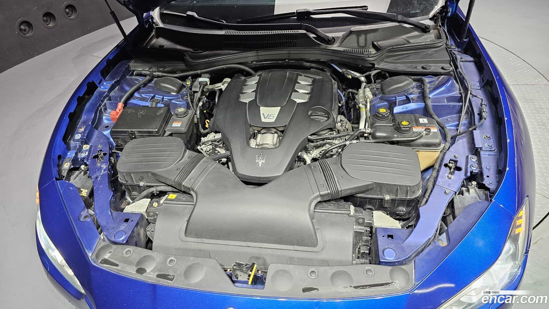 Ghibli Maserati 2015.10-OUTER-006