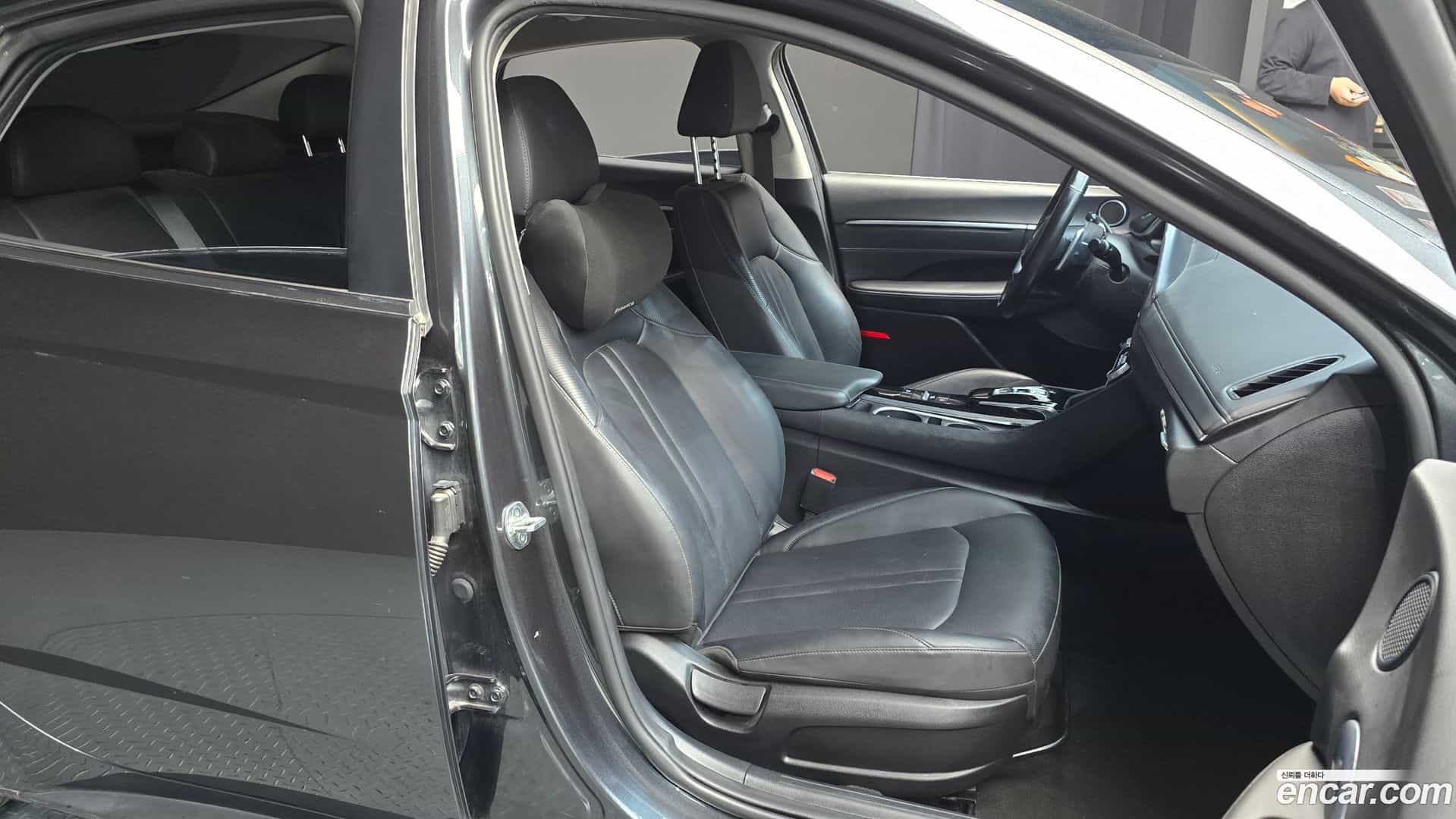 Sonata Hyundai 2021.9-OPTION-015