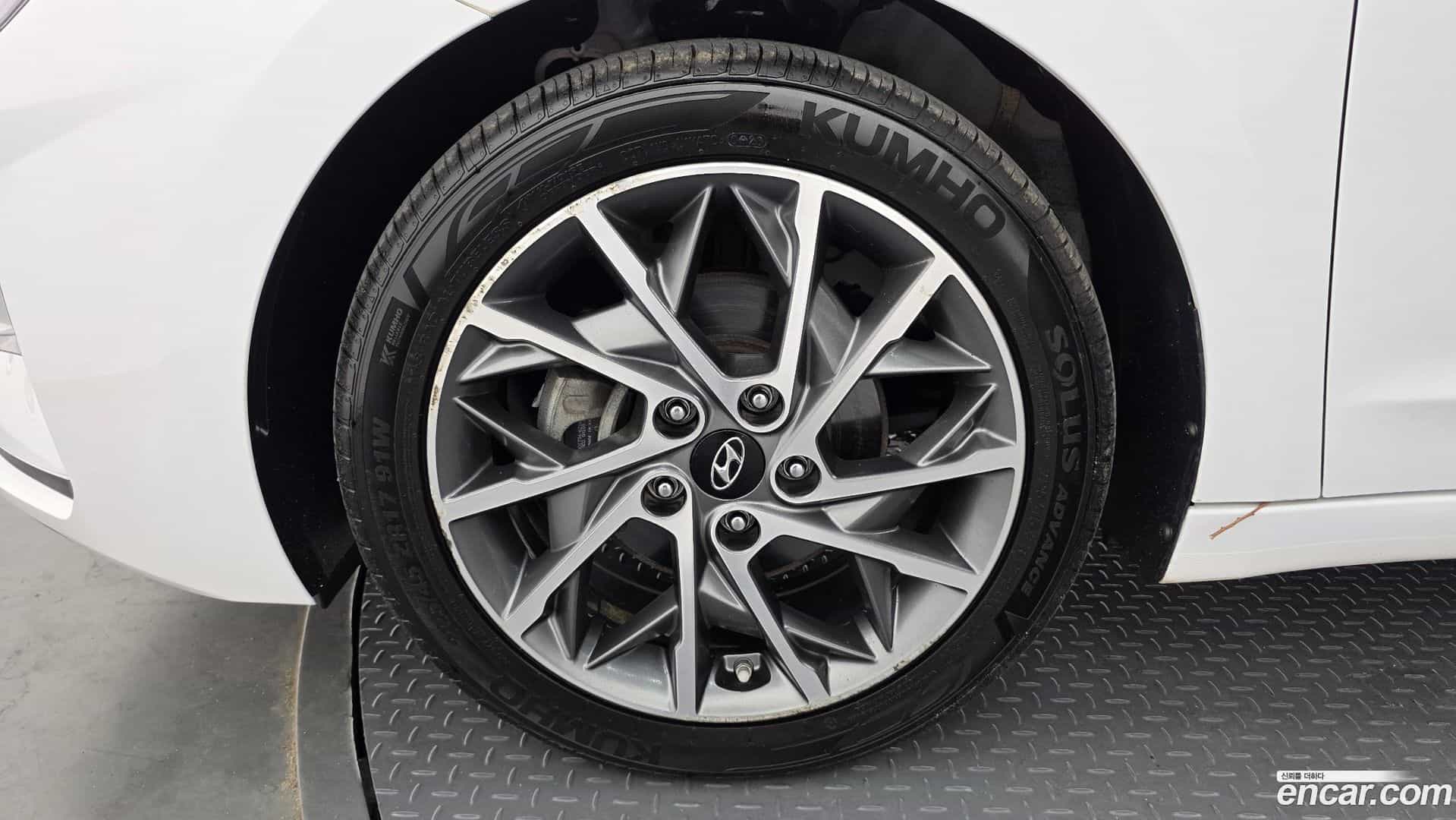 AVANTE Hyundai 2019.8-OUTER-005