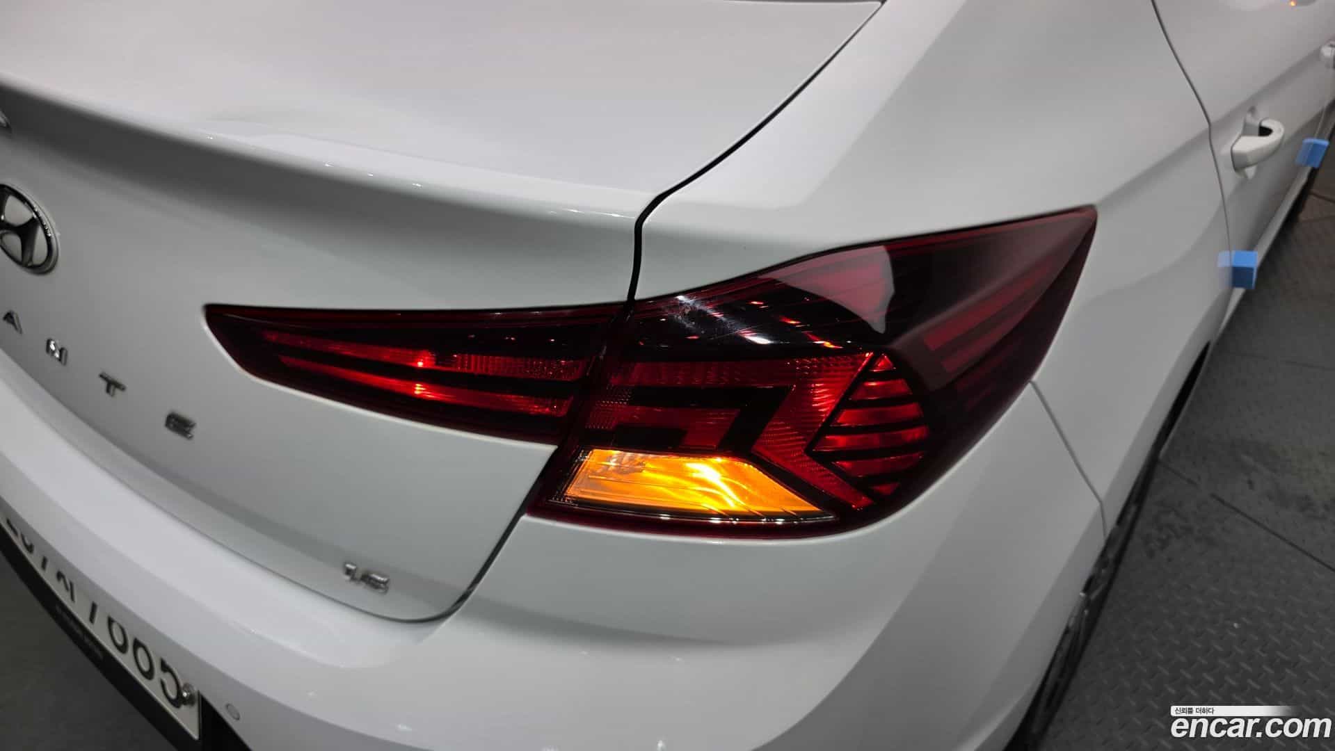 AVANTE Hyundai 2019.8-OUTER-033