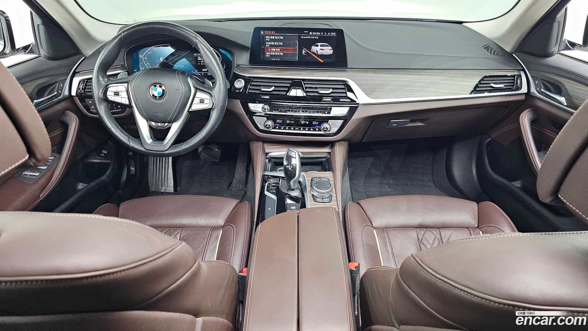 5-Series BMW 2020.4-INNER-007