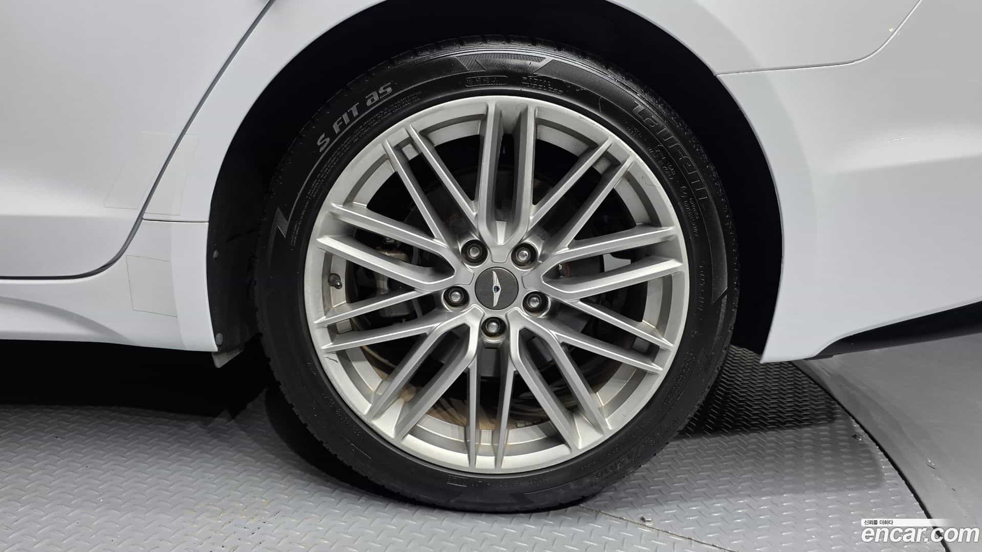 G70 Genesis 2018.11-OUTER-031