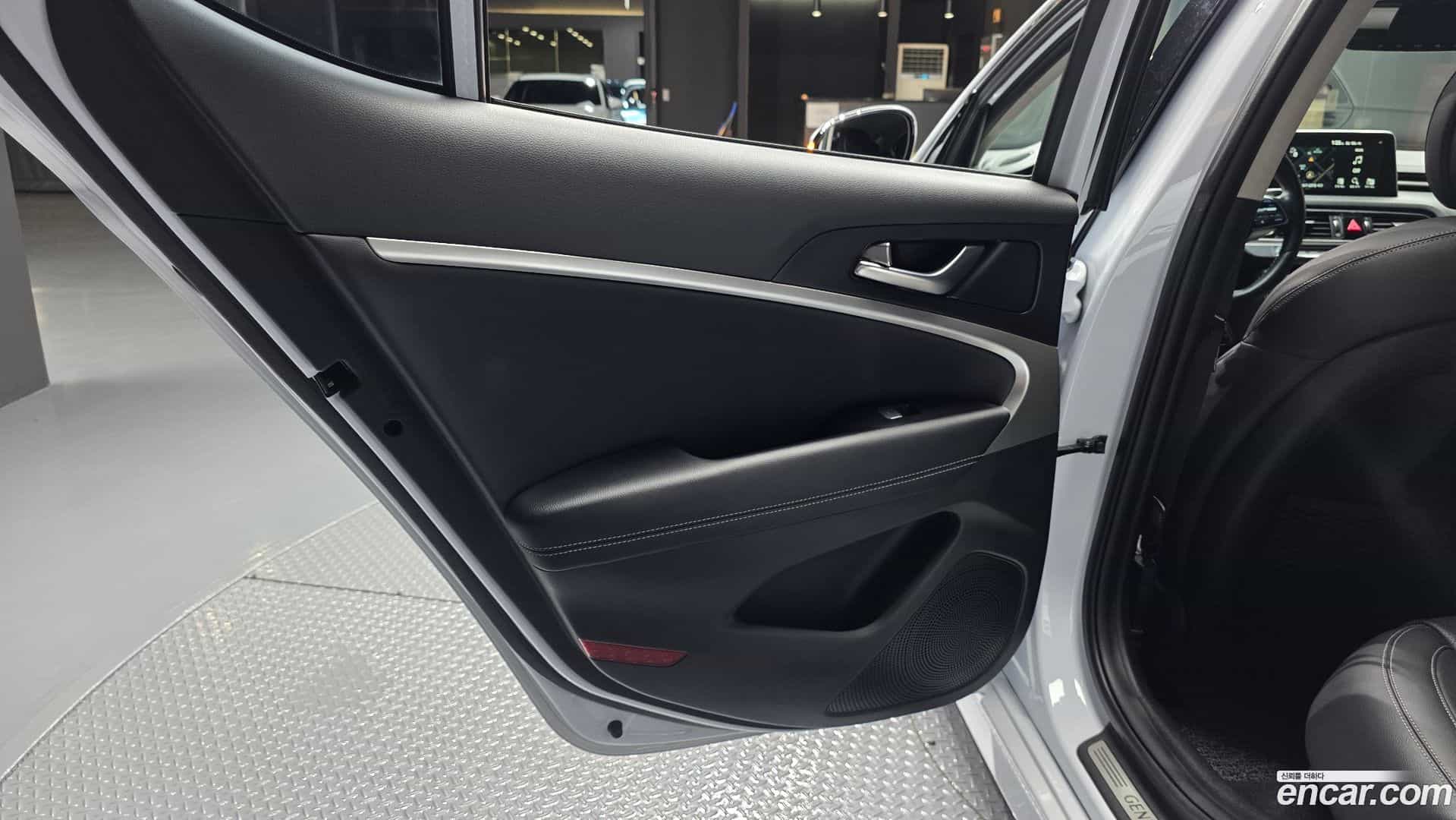 G70 Genesis 2018.11-INNER-035