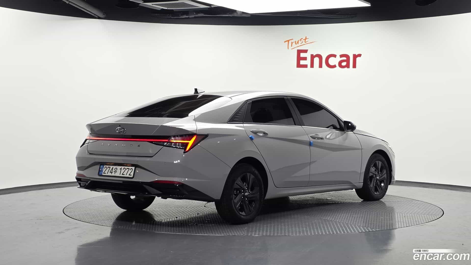 AVANTE Hyundai 2022.6-OUTER-002