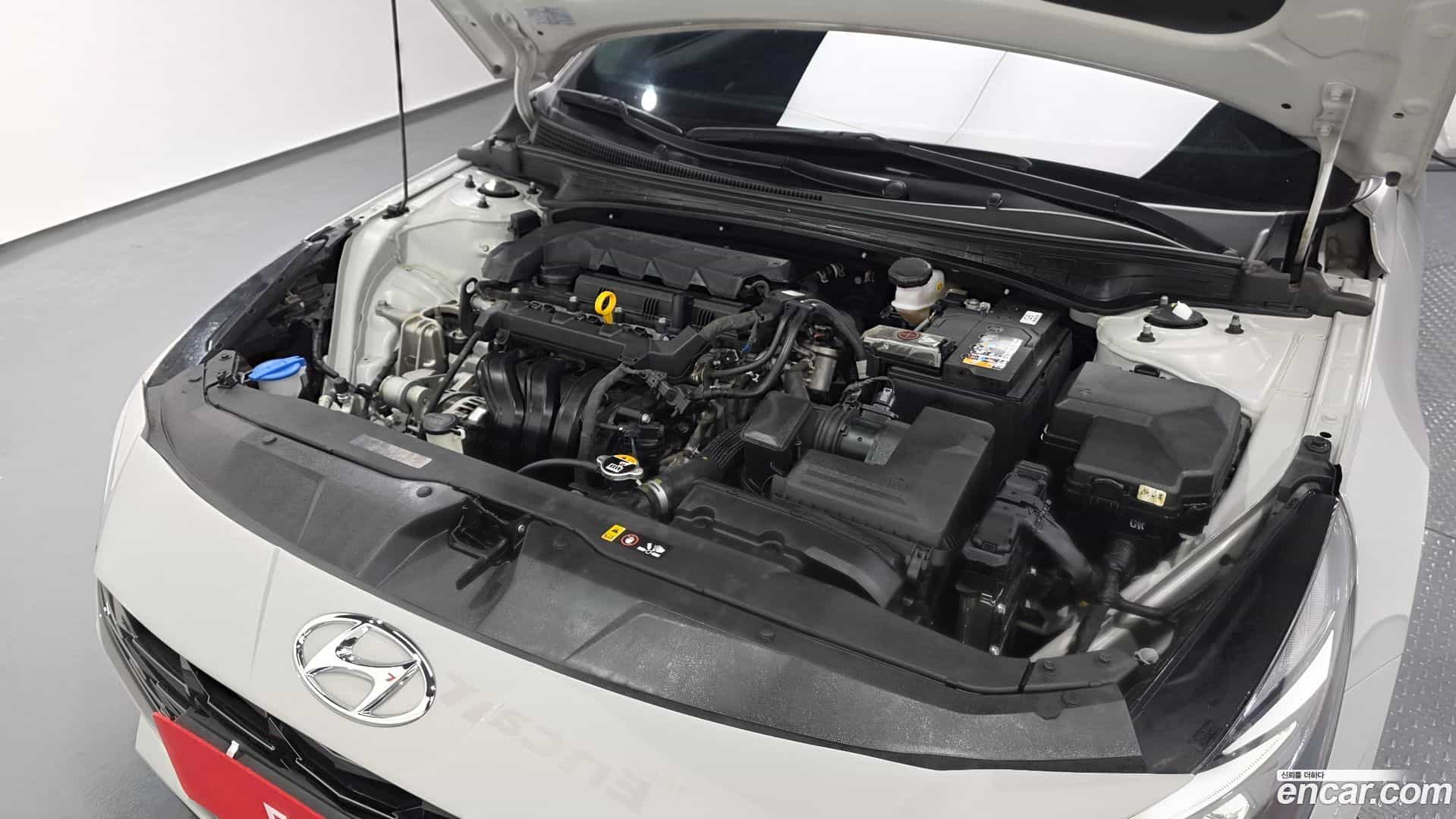 AVANTE Hyundai 2022.6-OUTER-006